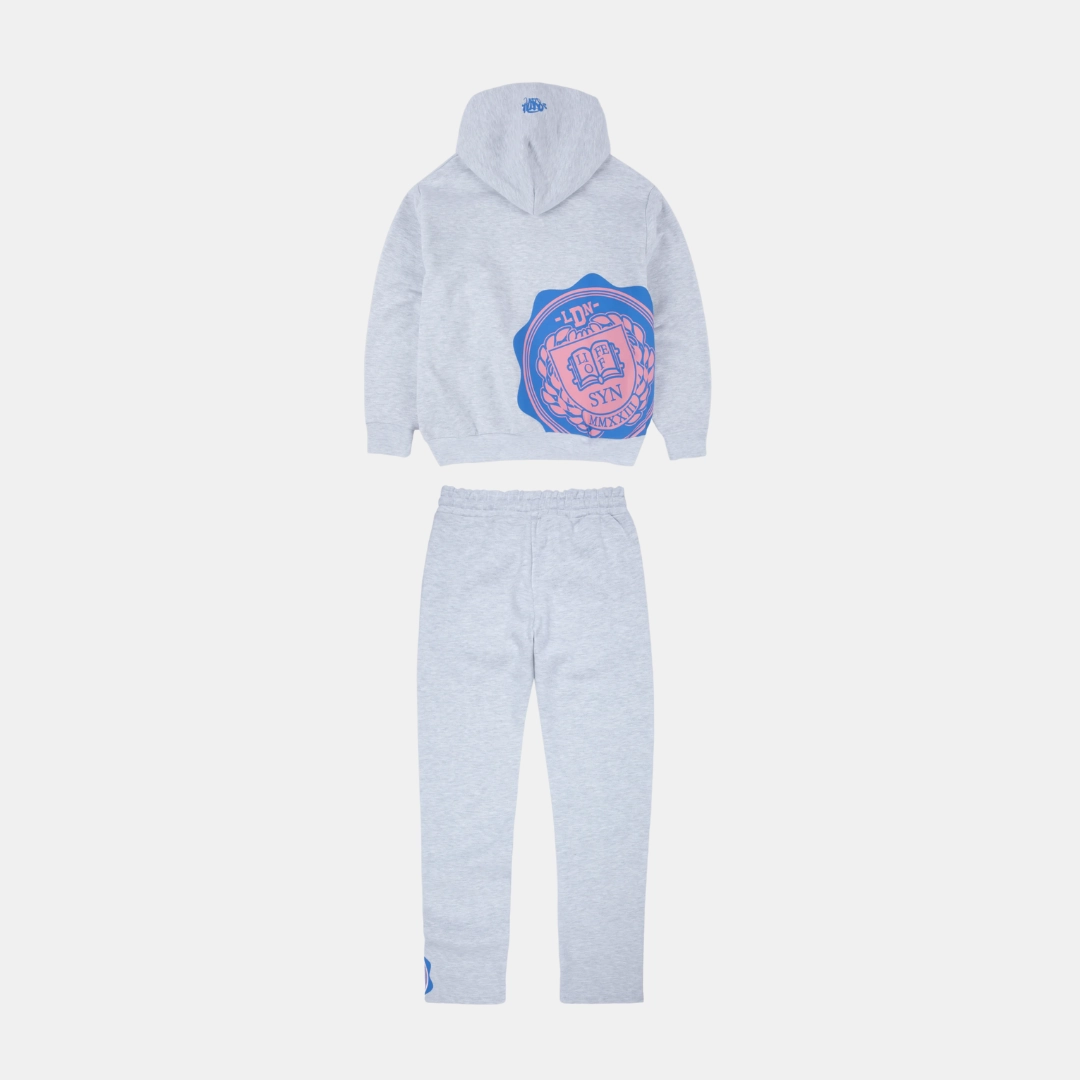 Syna Crest Pack Logo Tracksuit - White/Pink applique venue water-repellent