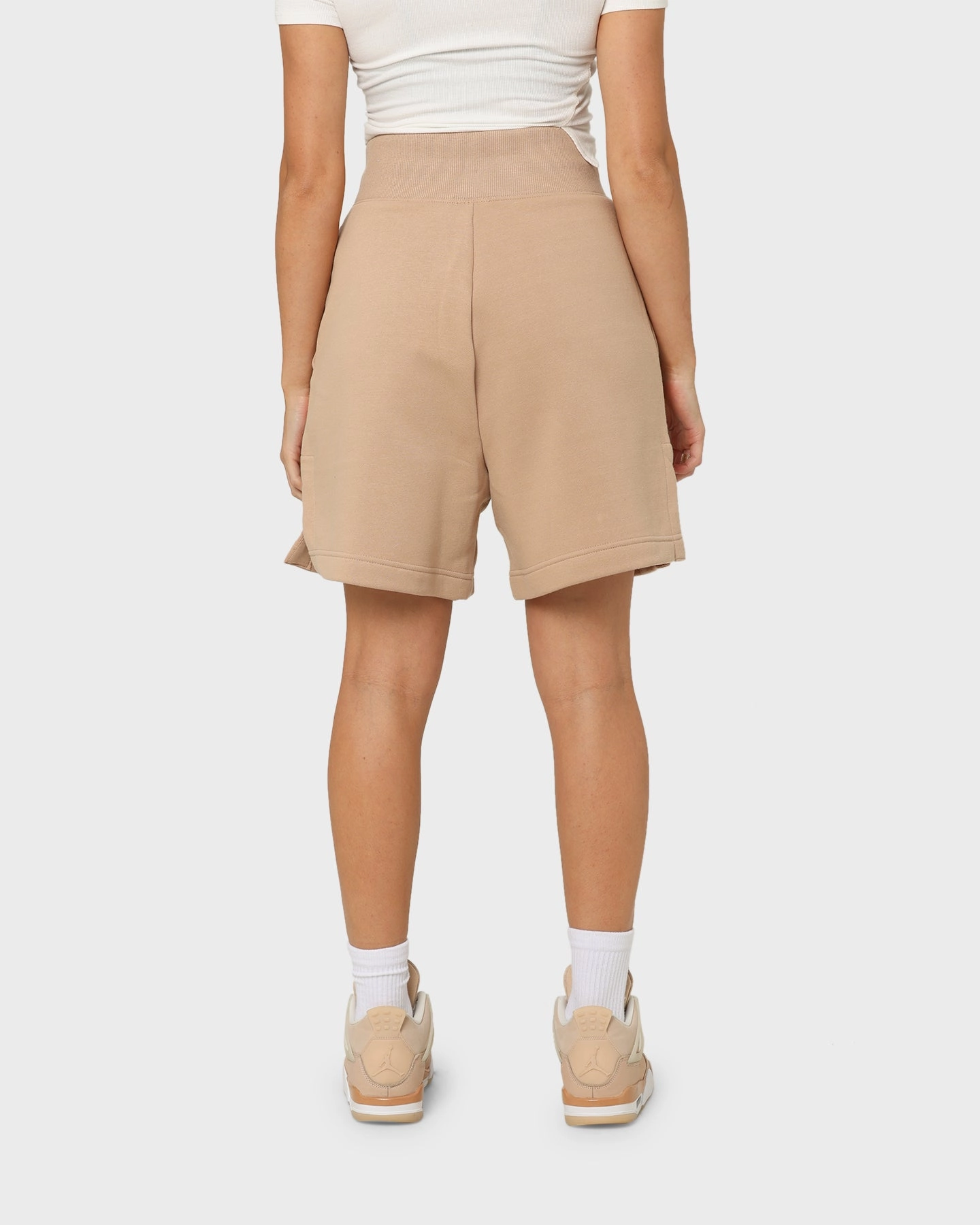 Nike Women's Sportswear Phoenix Fleece High Waisted Loose Fit Shorts Hemp/Sail Streetwear Smooth Flatlock Seams