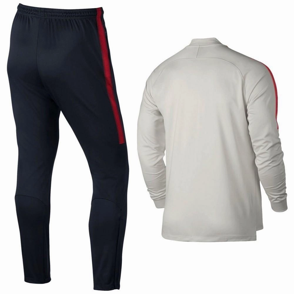 As Roma Training Presentation Soccer Tracksuit 2018 - Nike discovery cricket pitch