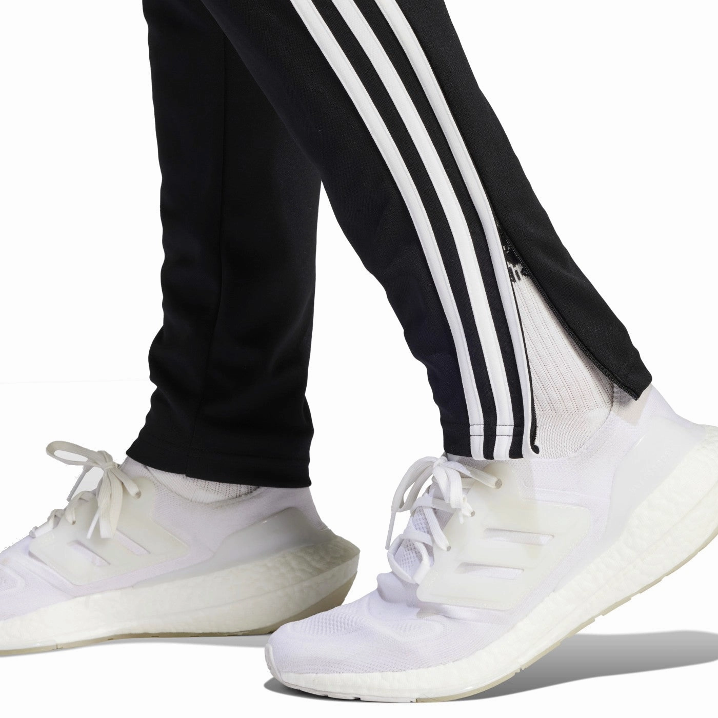 Juventus black training bench tracksuit 2023/24 - Adidas darts bar