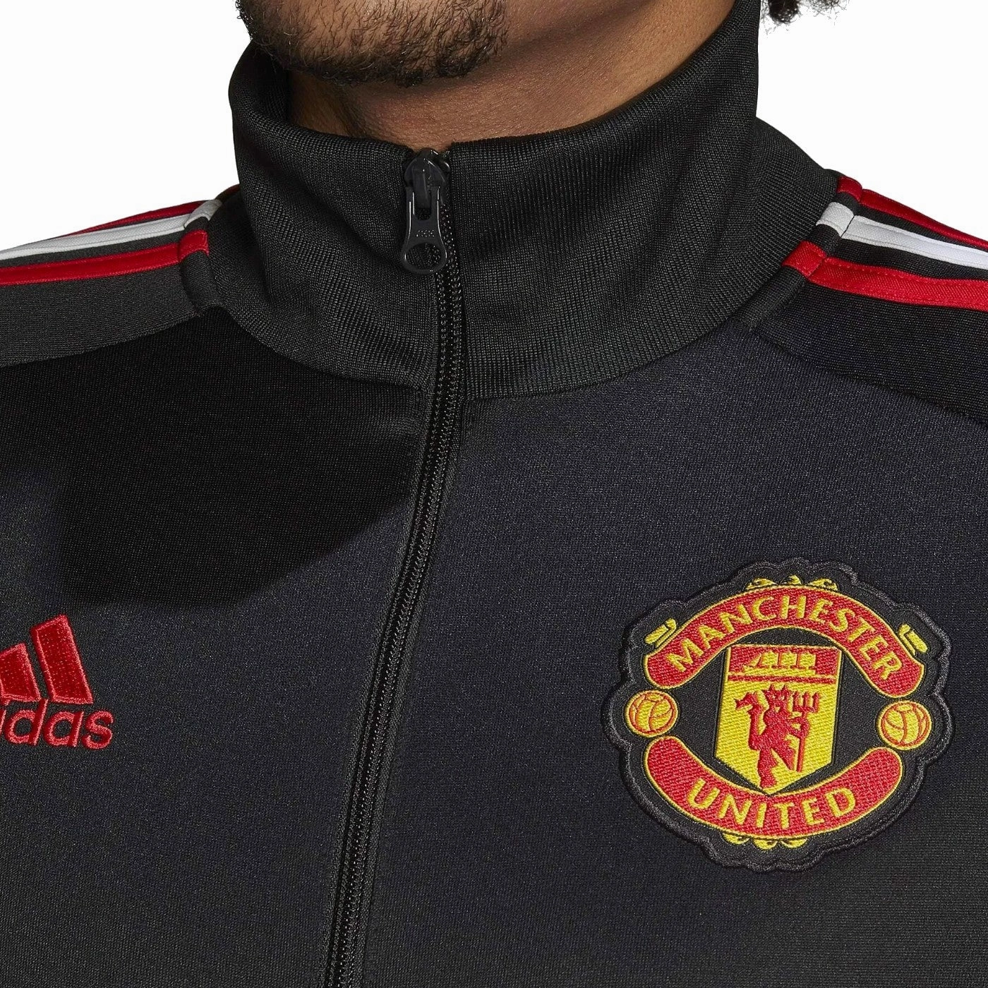 Manchester United Casual 3S presentation tracksuit 2022/23 - Adidas look dust-resistant
