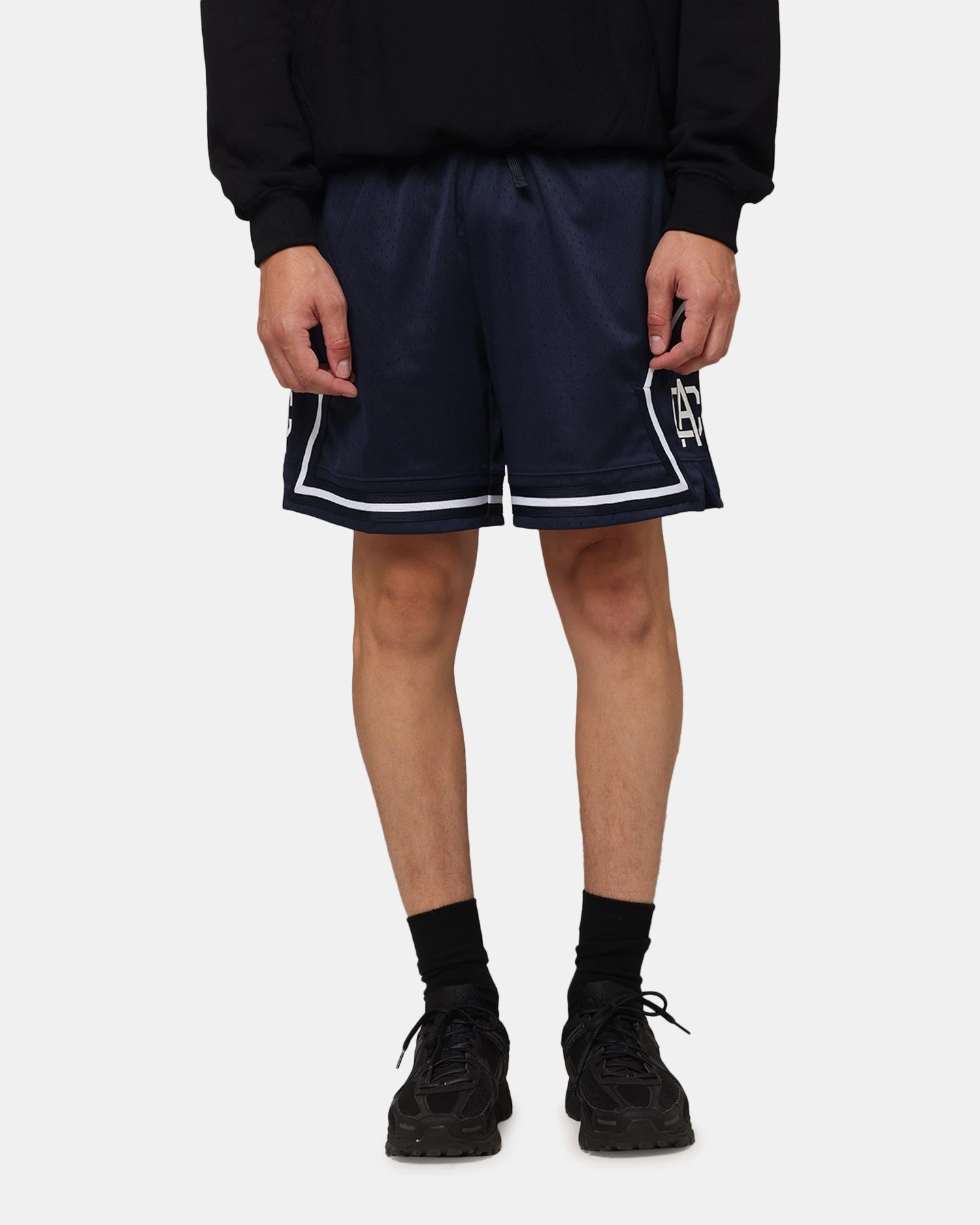 Beach Bound Flexible Material Carre Fold Mesh Basketball Shorts Navy/White