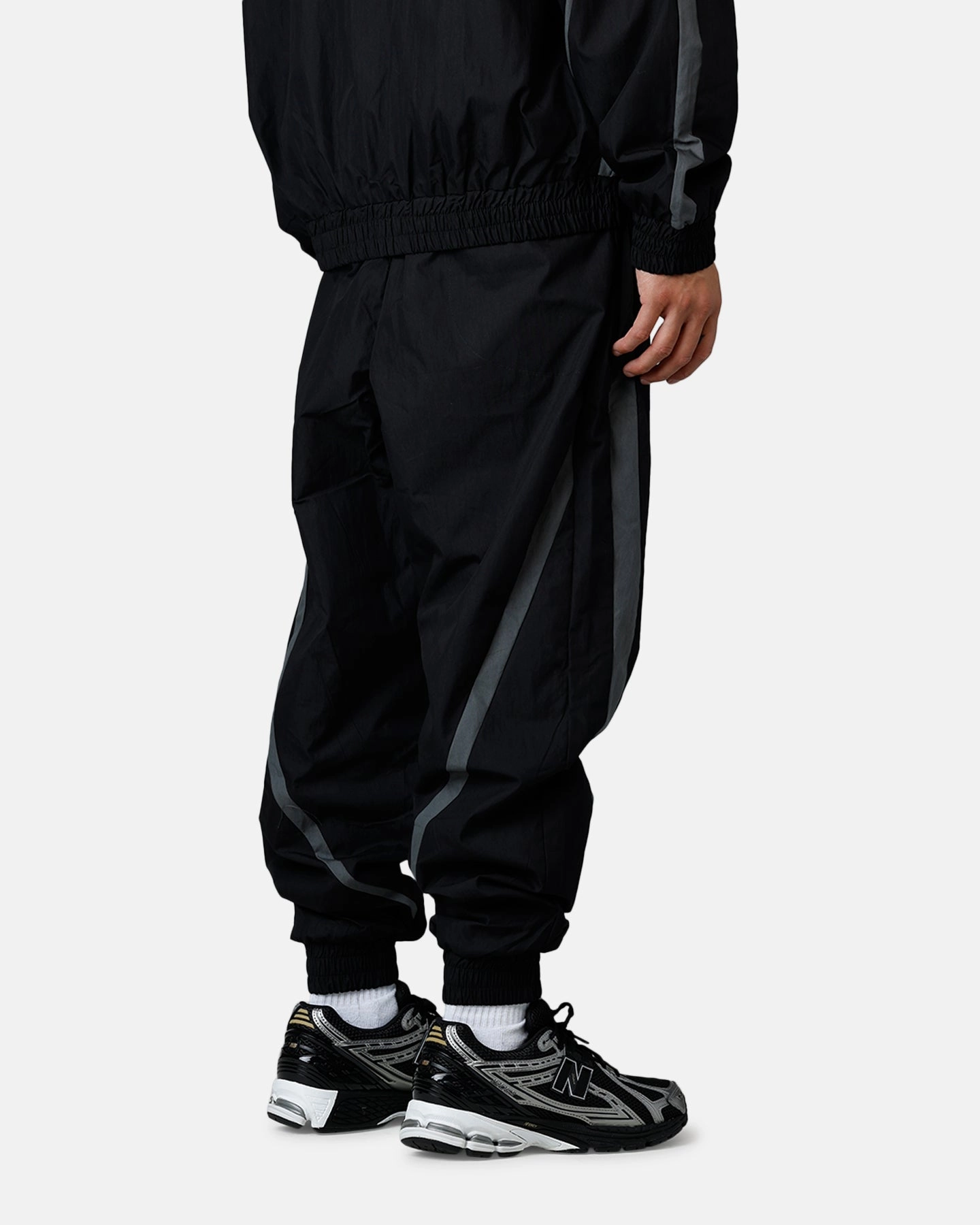 Roomy Fit The Anti Order Acolyte Track Jogger Black/Grey