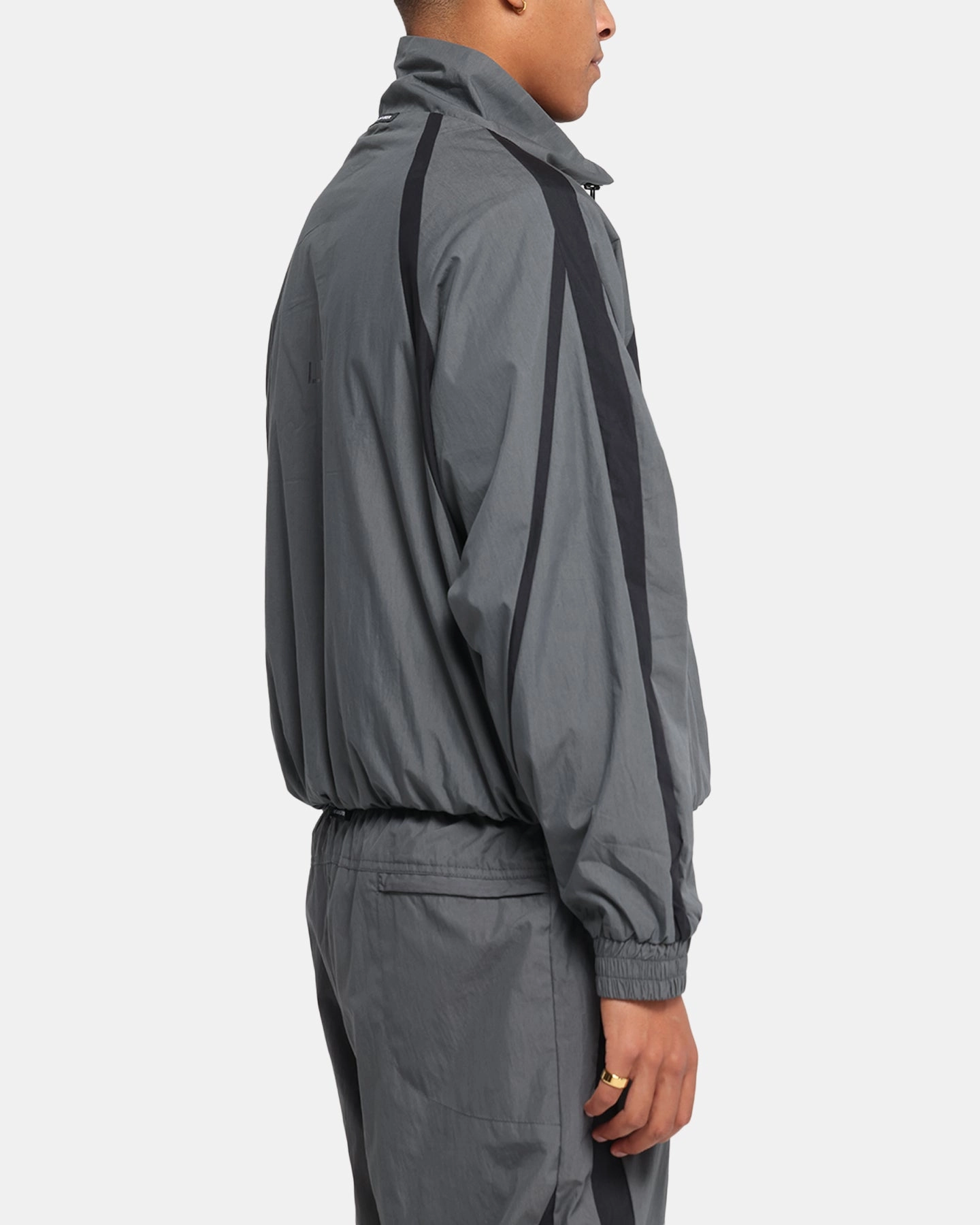 Gel The Anti Order Acolyte Windbreaker Jacket Grey/Black