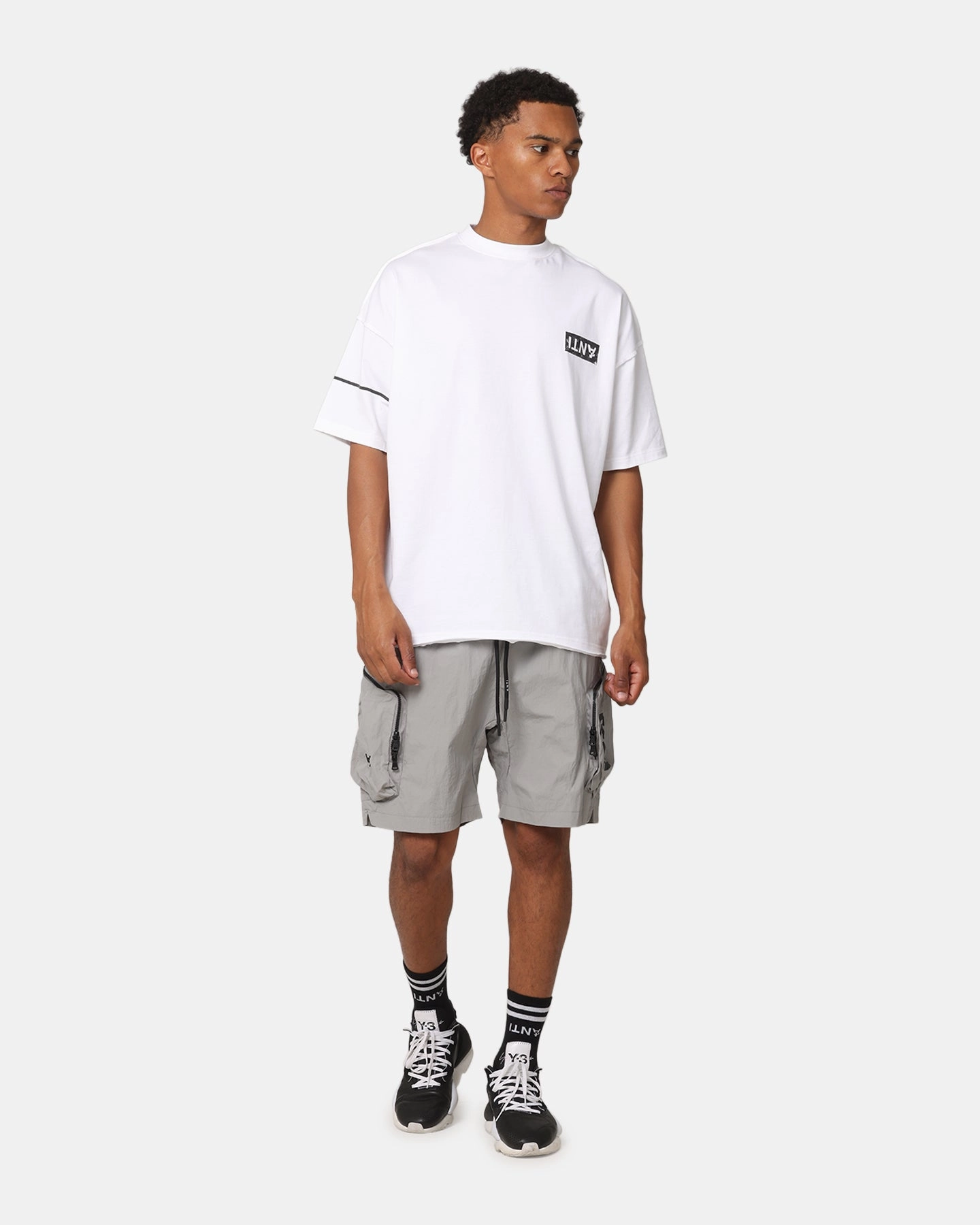 The Anti Order Faction Technical Shorts Gray Wrinkle Resistant Material Airy Touch