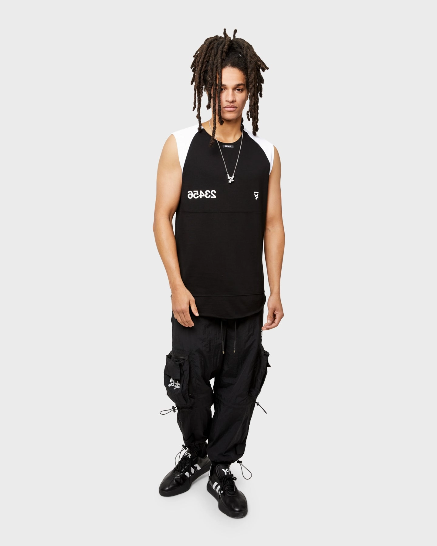Simple Yet Cozy Fashionable Piece The Anti Order Unknown Singlet Black/White