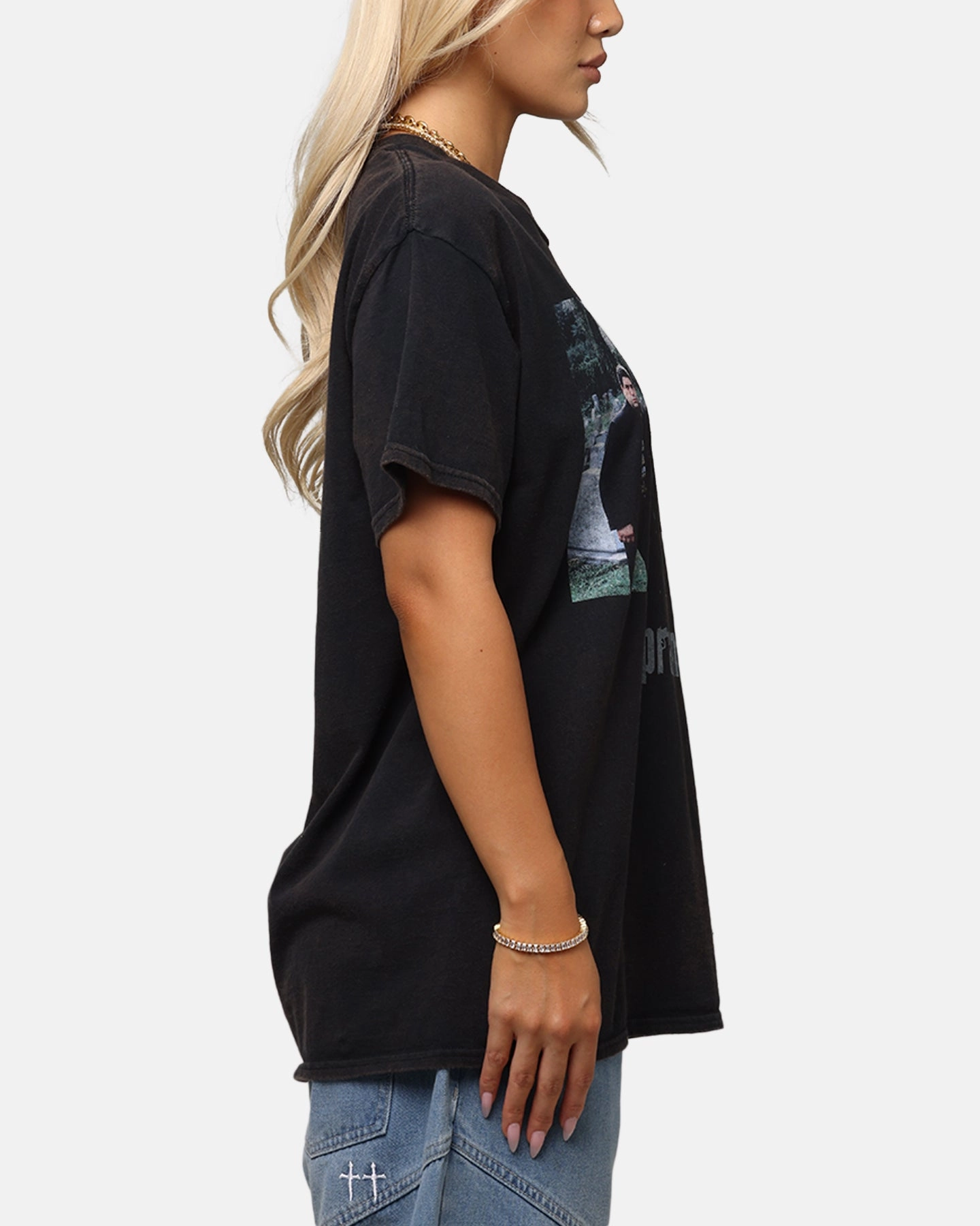 Chill Design Anti Odor Treatment The Sopranos Family Portrait T-Shirt Black Vintage