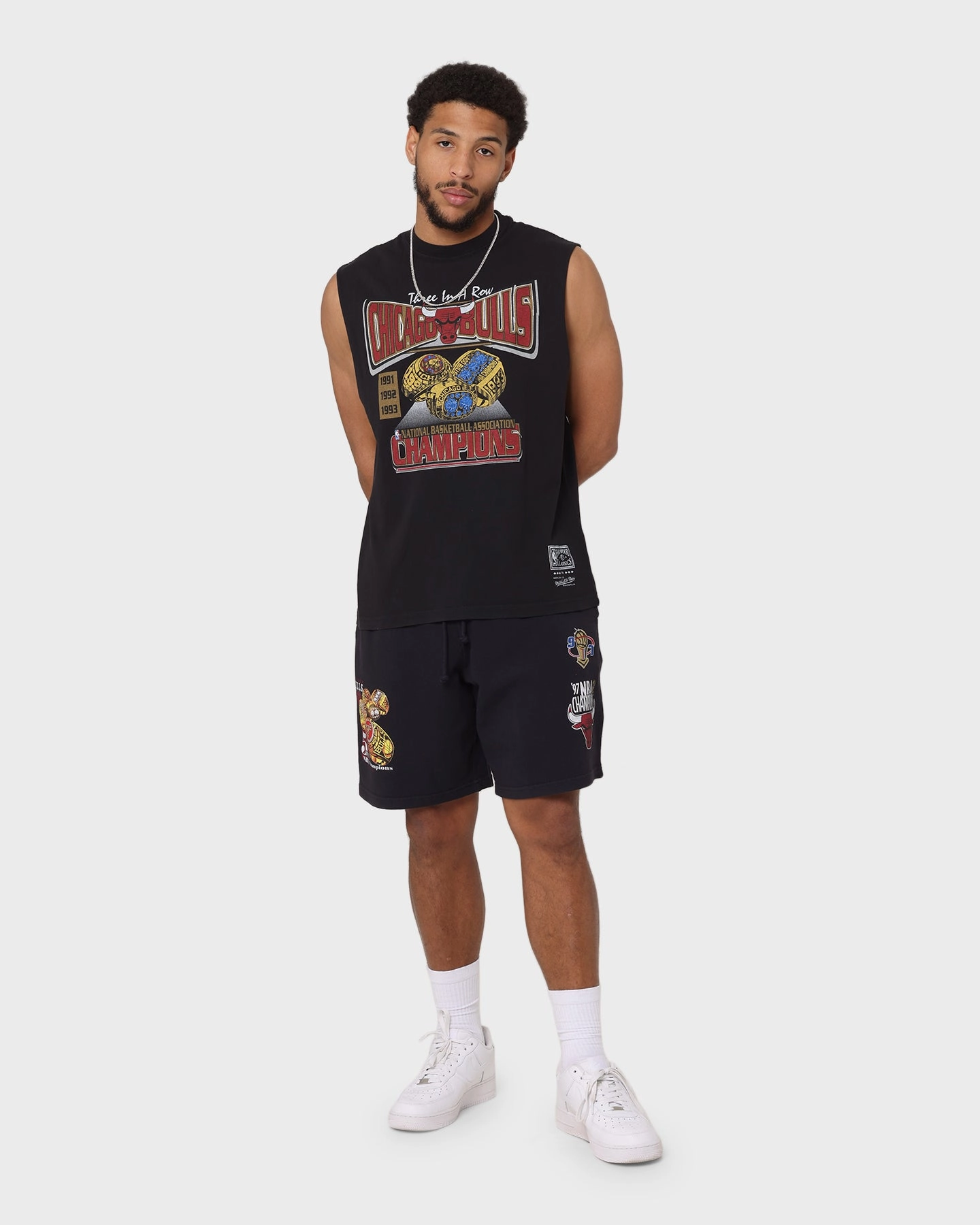 Outdoor Layer Mitchell & Ness Chicago Bulls '91-'93 Champions Muscle Vintage T-Shirt Faded Black