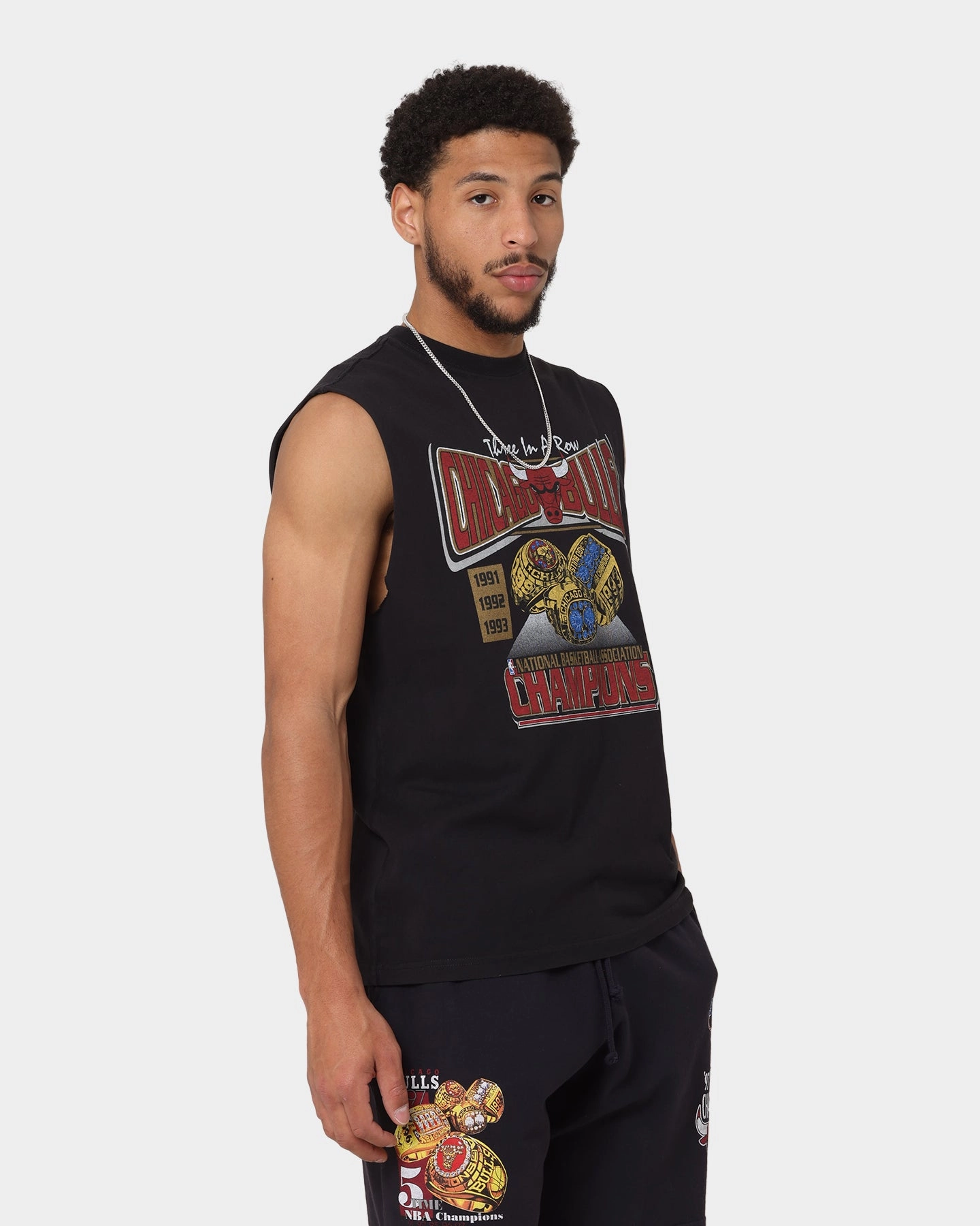 Mitchell & Ness Chicago Bulls '91-'93 Champions Muscle Vintage T-Shirt Faded Black Timeless Piece