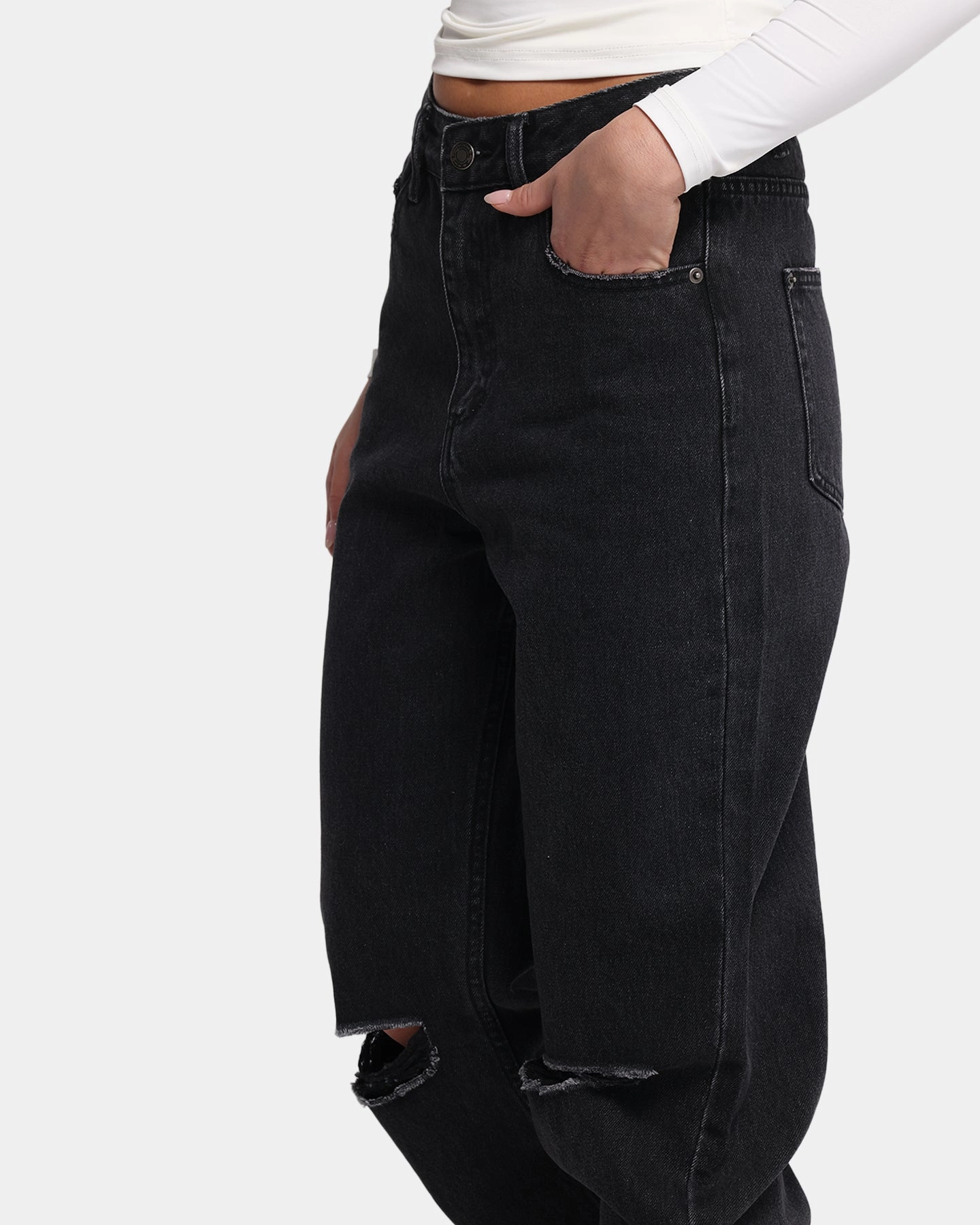 Layered Basics XXIII Women's Straight Leg Jeans Washed Black