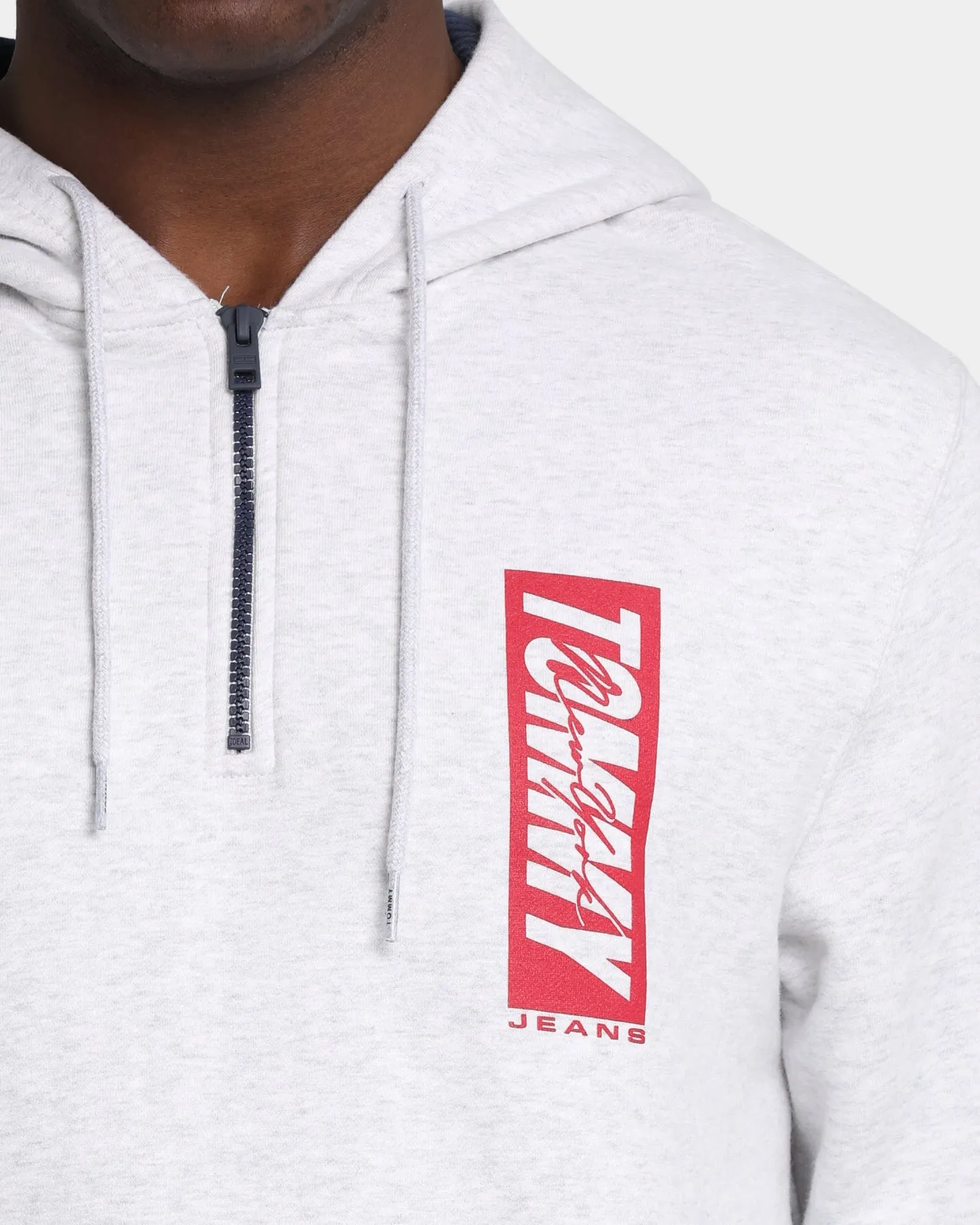 UV Protective Layer Instance Tommy Jeans TJM Essential Script Zip Through Hoodie Silver Grey Heather