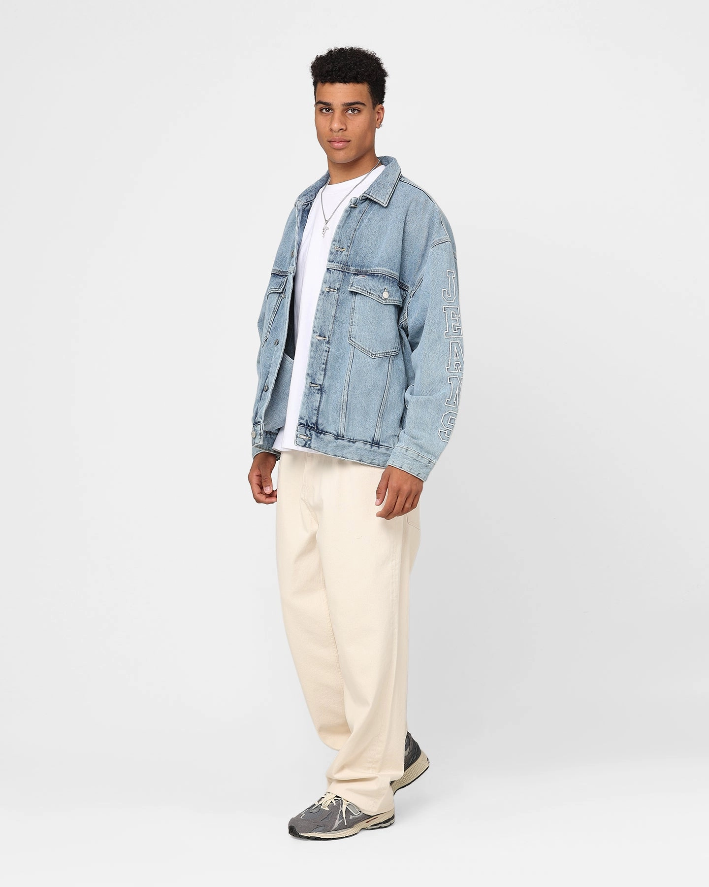 Minimal Look Tommy Jeans Aiden Oversized Denim Jacket Denim Light