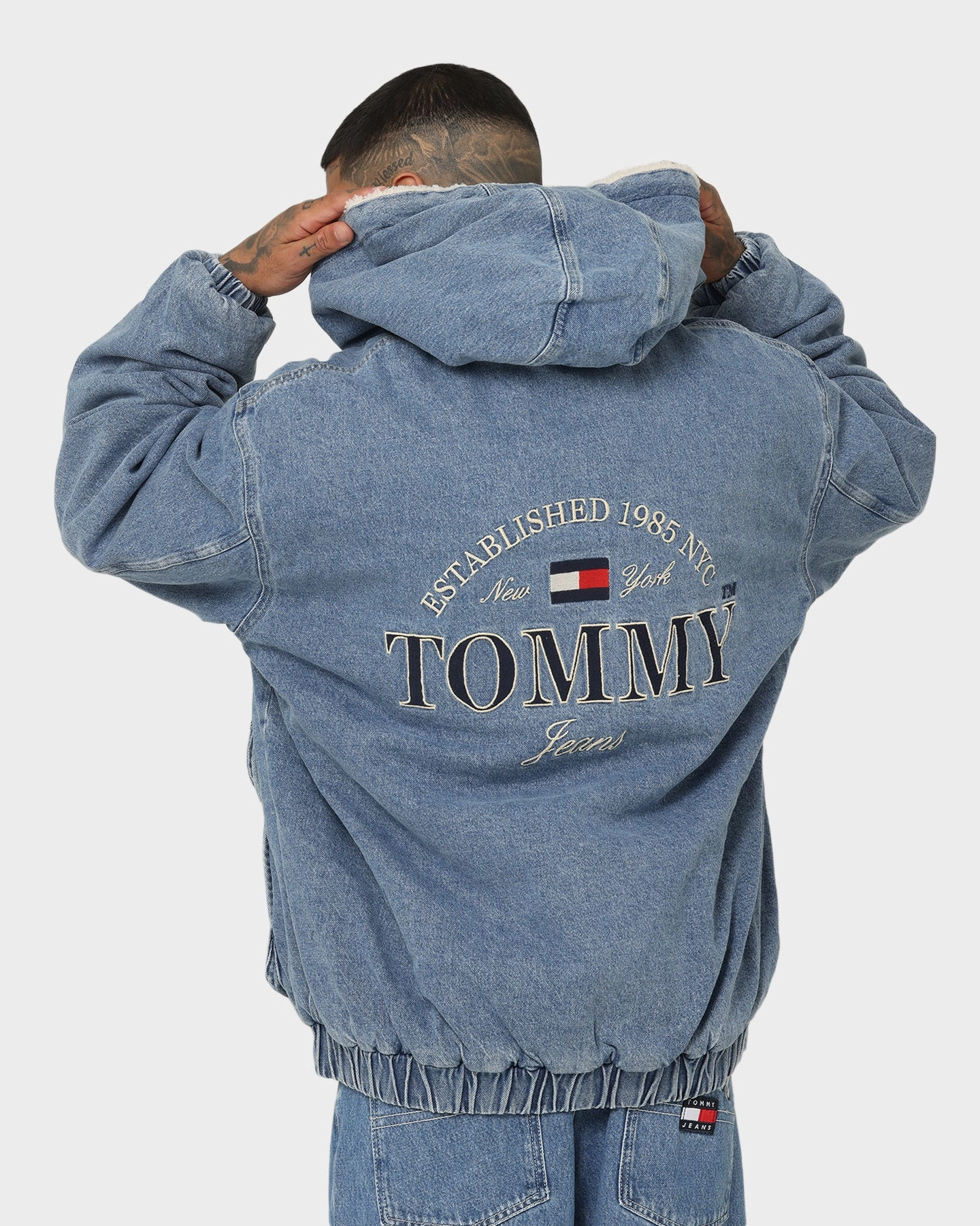 Tommy Jeans Denim Hooded Sherpa Jacket DF6136 Denim Medium Soft Touch Corduroy