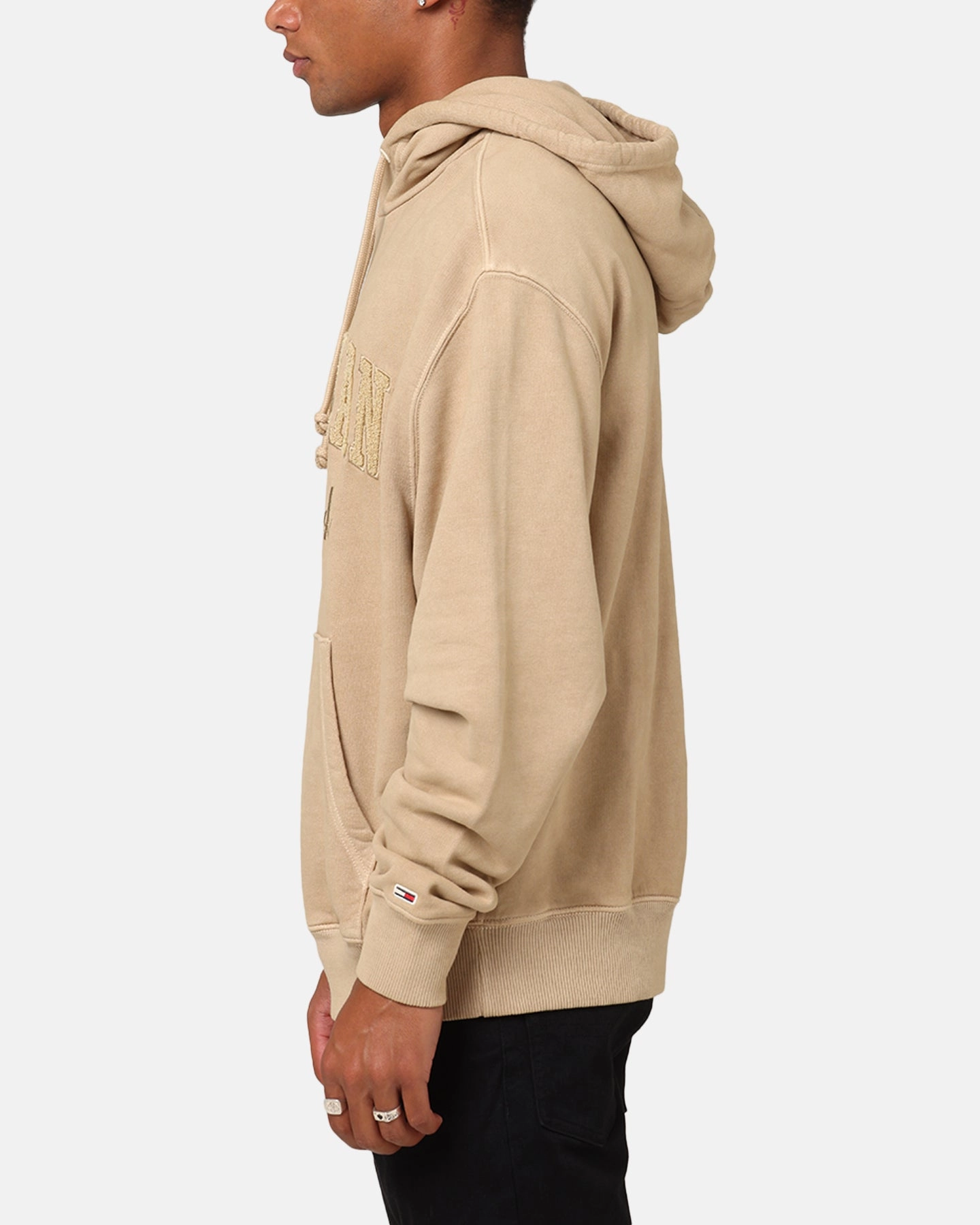 individuality Tommy Jeans Relaxed Vintage Varsity Hoodie Tan