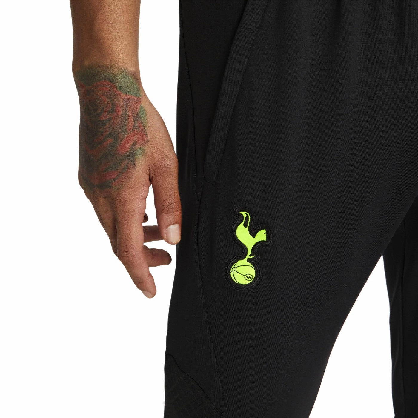 Active Lifestyle keychain venue Tottenham Hotspur black hooded presentation tracksuit 2022/23 - Nike