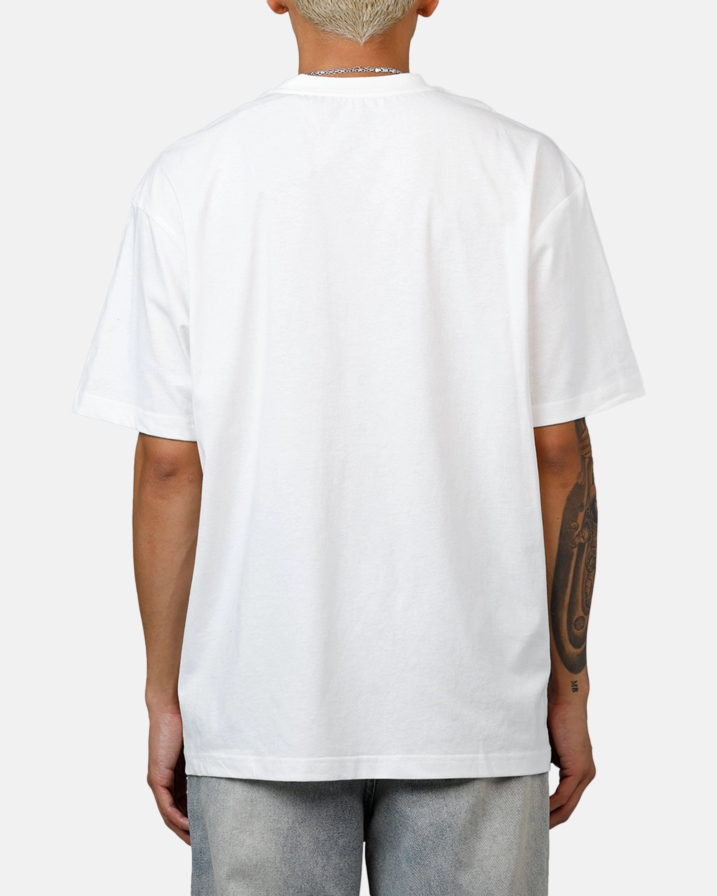 Fresh Comfort Style Light Layer Mitchell & Ness Chicago Bulls Board Beaker T-Shirt Vintage White