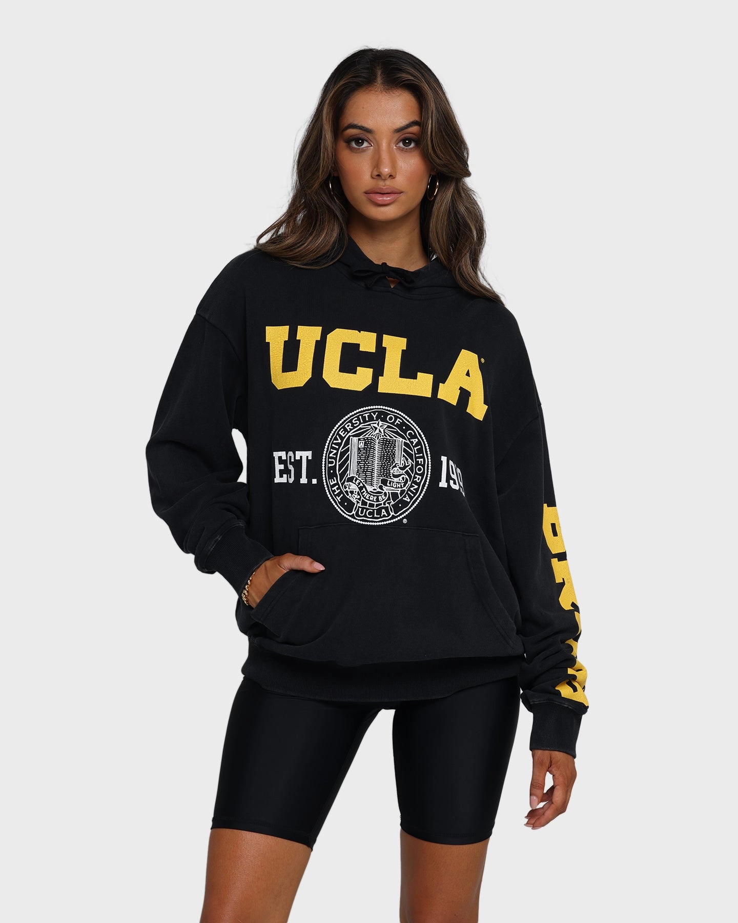 college backpack UCLA UCLA 1919 Shield Vintage Hoodie Washed Black