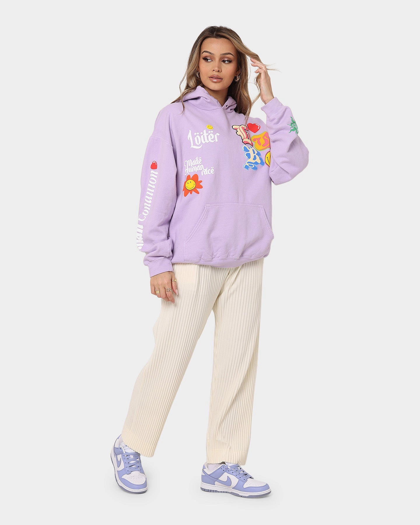 Skin Friendly Blends Curved Hemline Loiter X Smiley Logo Puff Print Hoodie Lilac