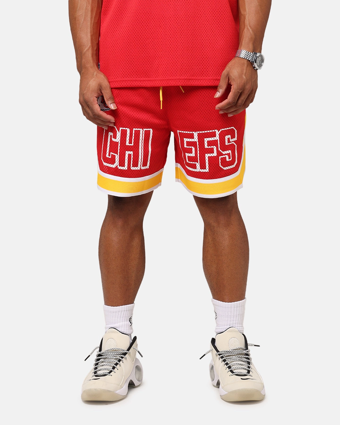 New Era Kansas City Chiefs NFL Graphic Shorts Front Door Red Vented Hem Details
