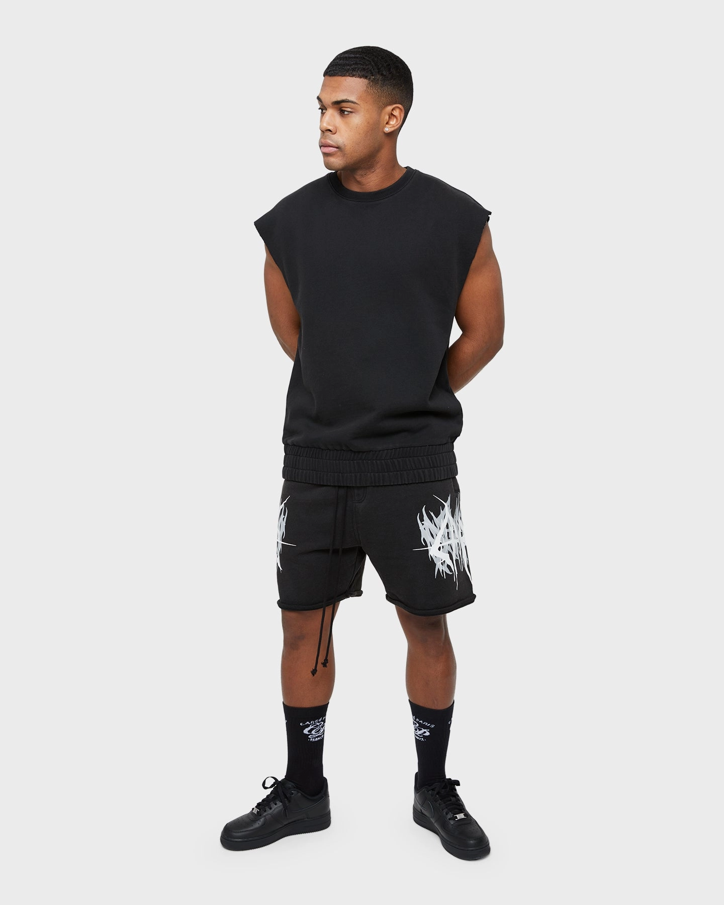 Carre Metalle Muscle Crewneck Black Floral Pattern Cozy Feel