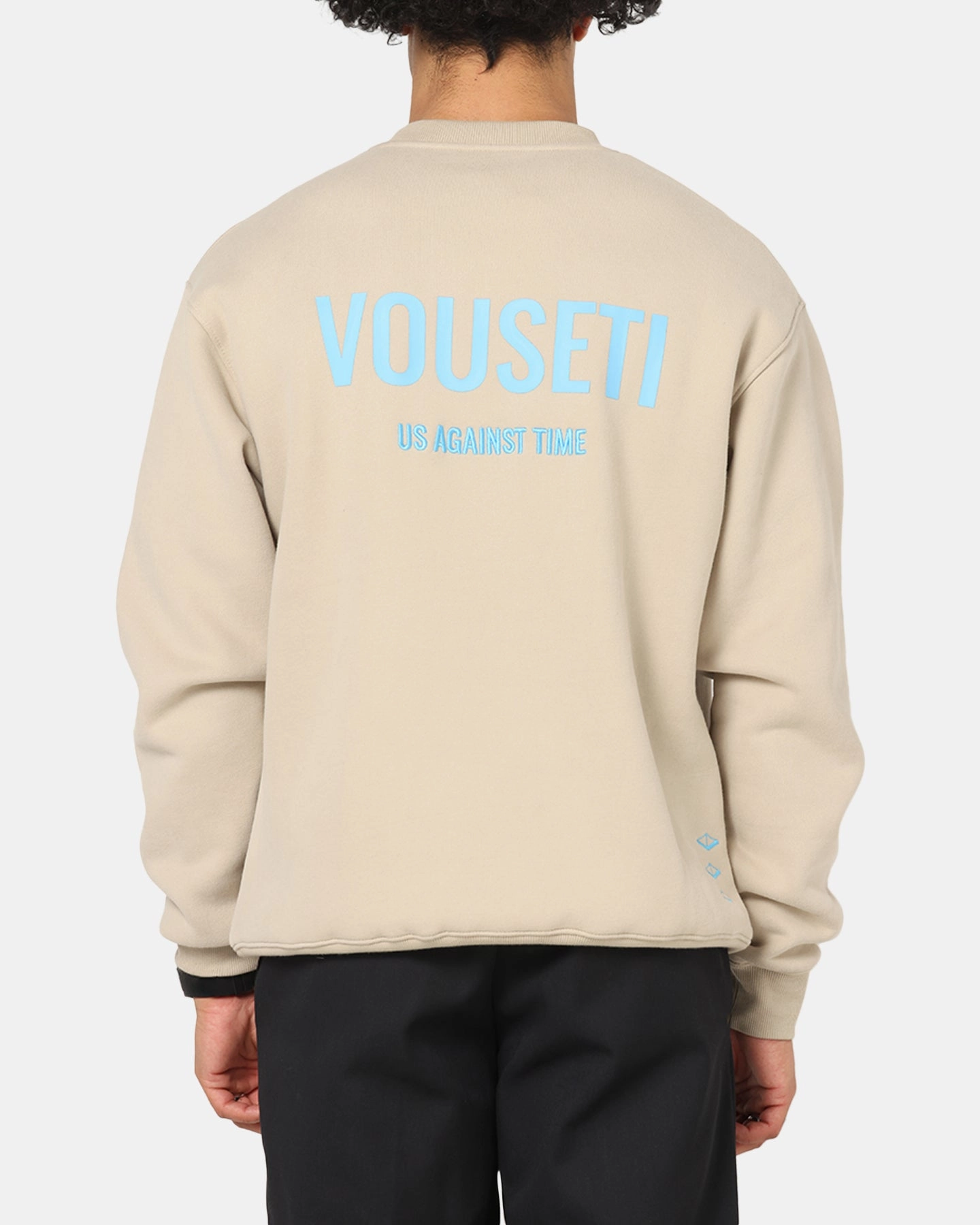 Vouseti Us Against Time Sweater Smoke Grey Thermal Insulation Design Effortless Comfort Wear