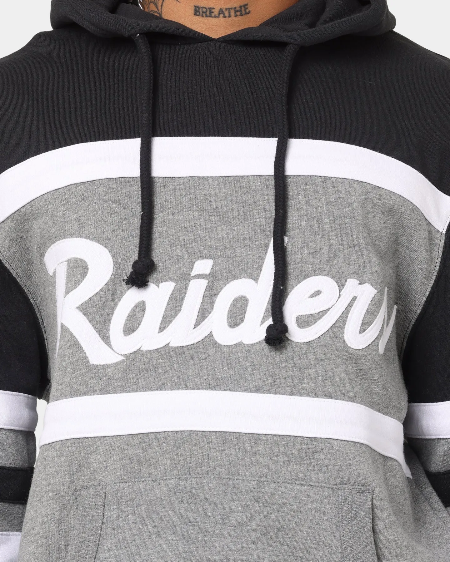 Mitchell & Ness Men's Raiders Head Coach Hoodie Black/Grey Seamless Seams