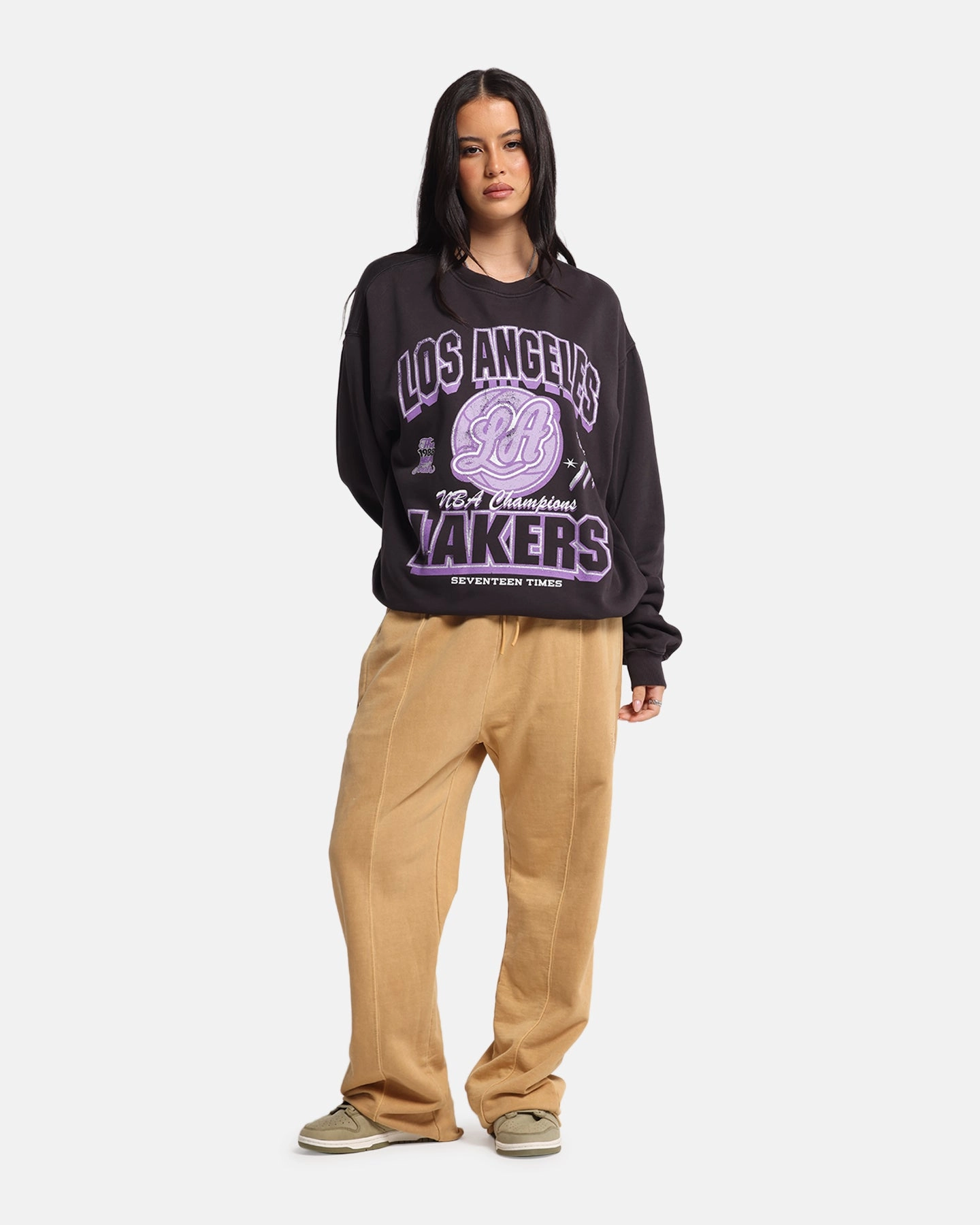 Cozy Essentials Mitchell & Ness Women's Los Angeles Lakers Arch Logo Crewneck Overdyed Black