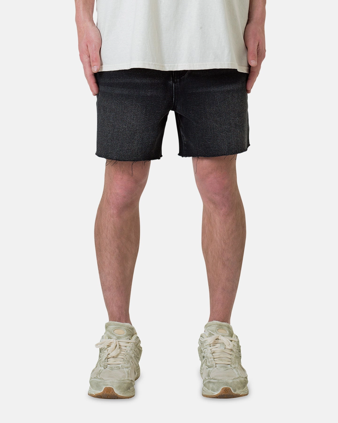 MeshVentilation MNML Cut Off Denim Shorts Black
