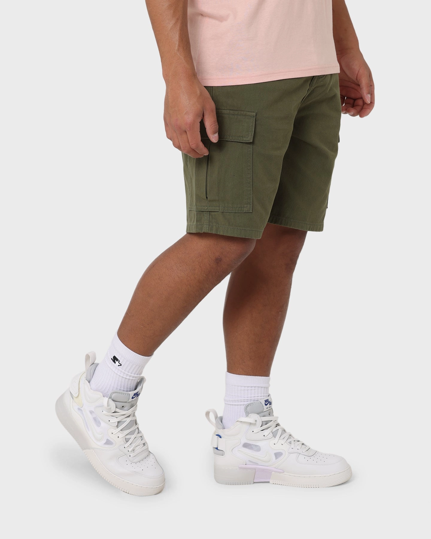 X-Large 91 Cargo Shorts Military Vintage Look rooftop party look