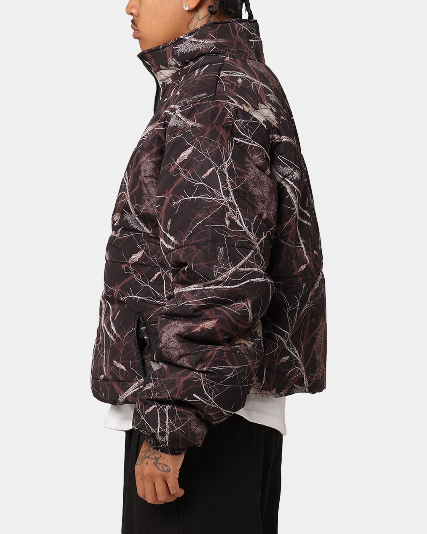 X-Large Wave Dye Puffer Jacket Dark Camo actors