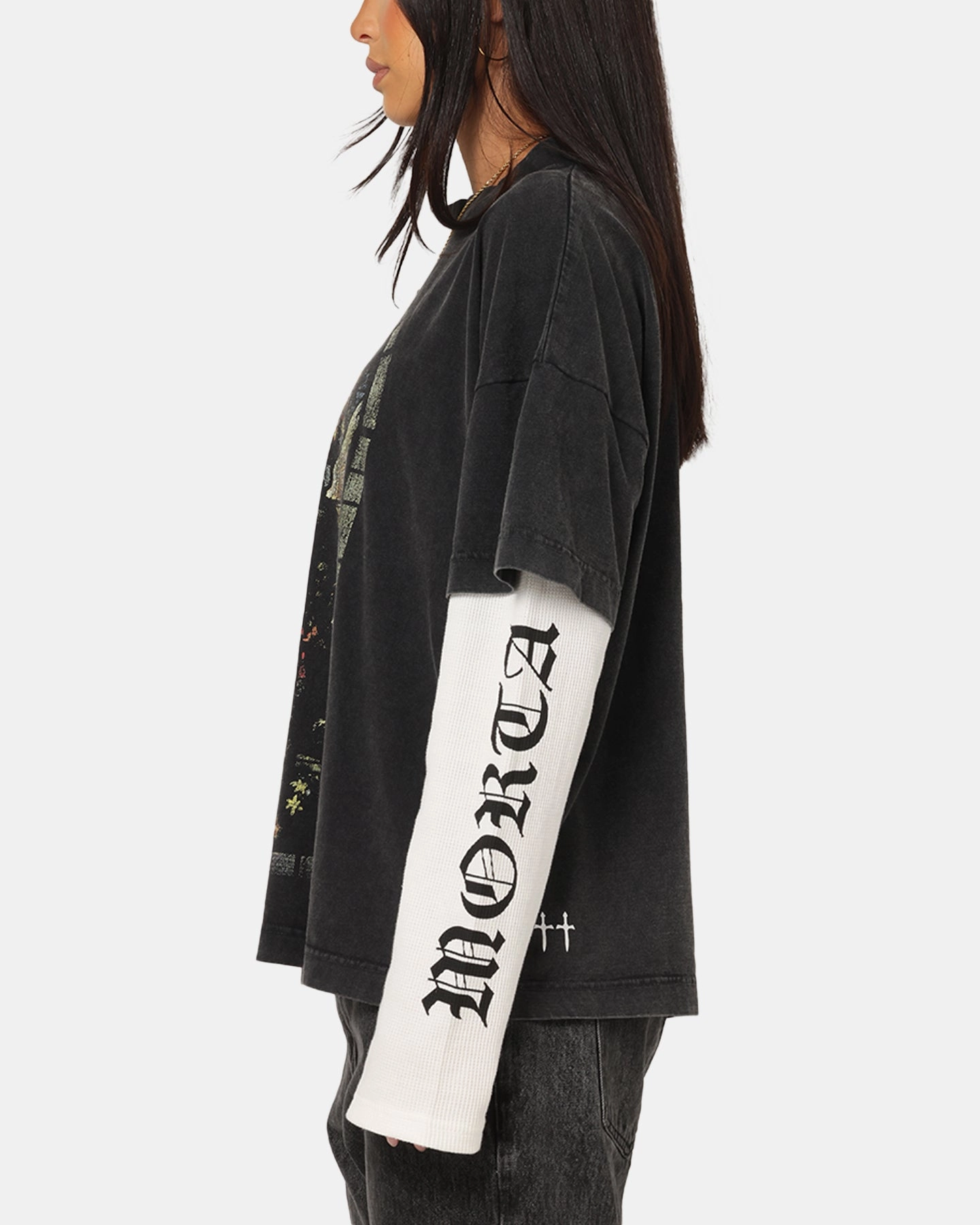 Chic Outfit Saint Morta Kingdomcome Long Sleeve T-Shirt Vintage Black