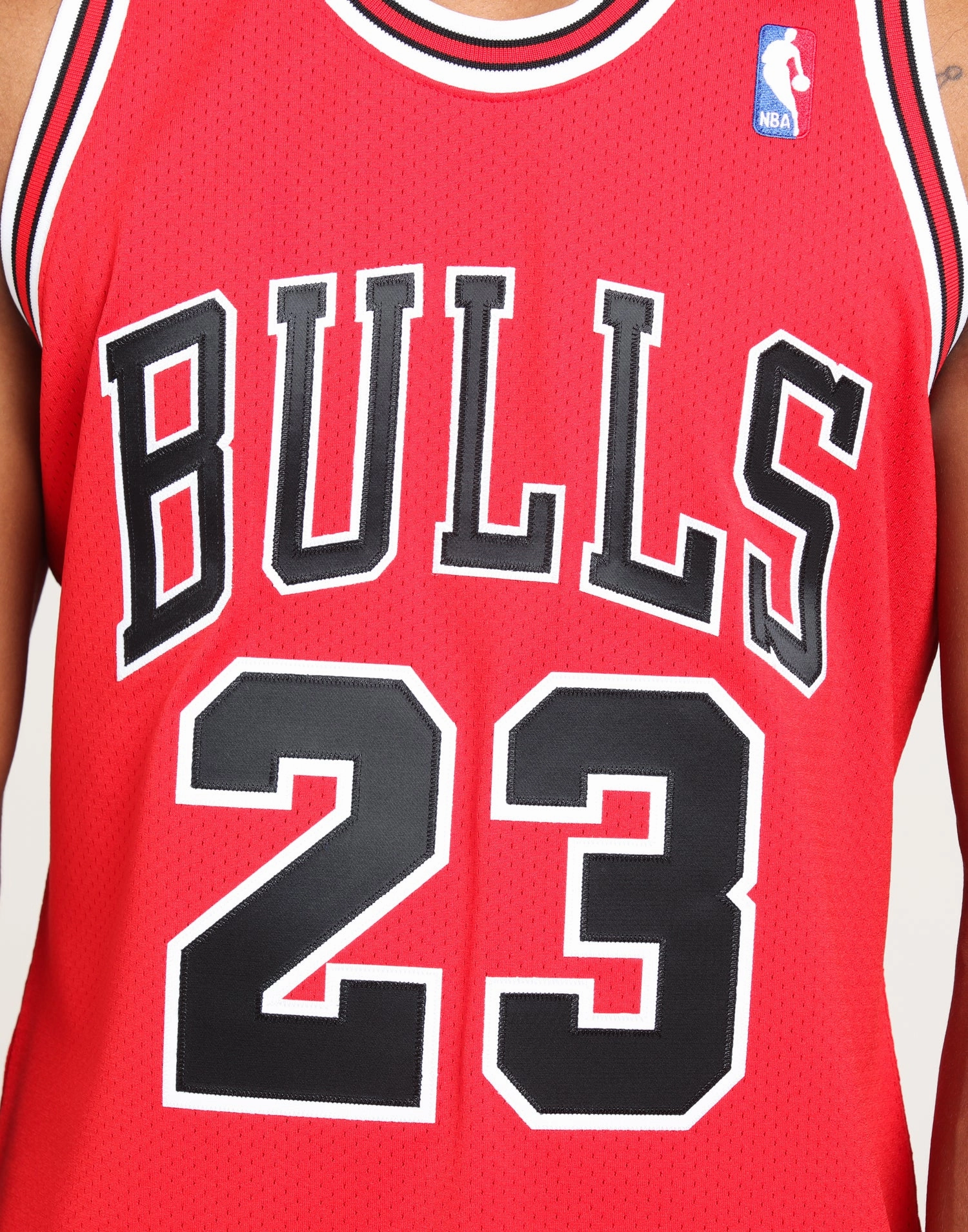 Cozy and Light Mitchell & Ness Chicago Bulls Michael Jordan #23 Authentic NBA Jersey Red