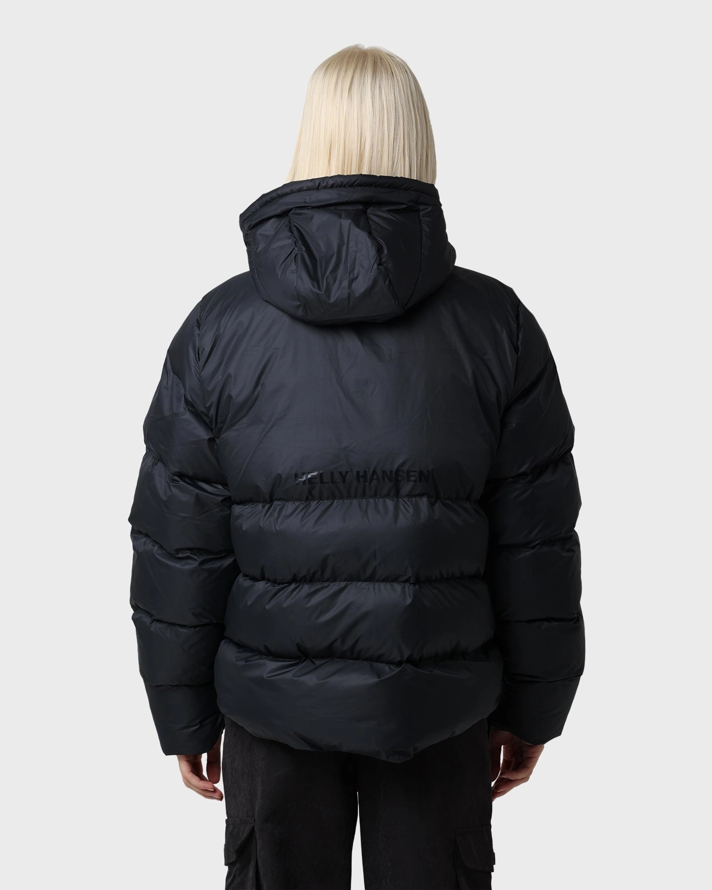 Comfy Layer models Helly Hansen Active Puffy Jacket 990 Black