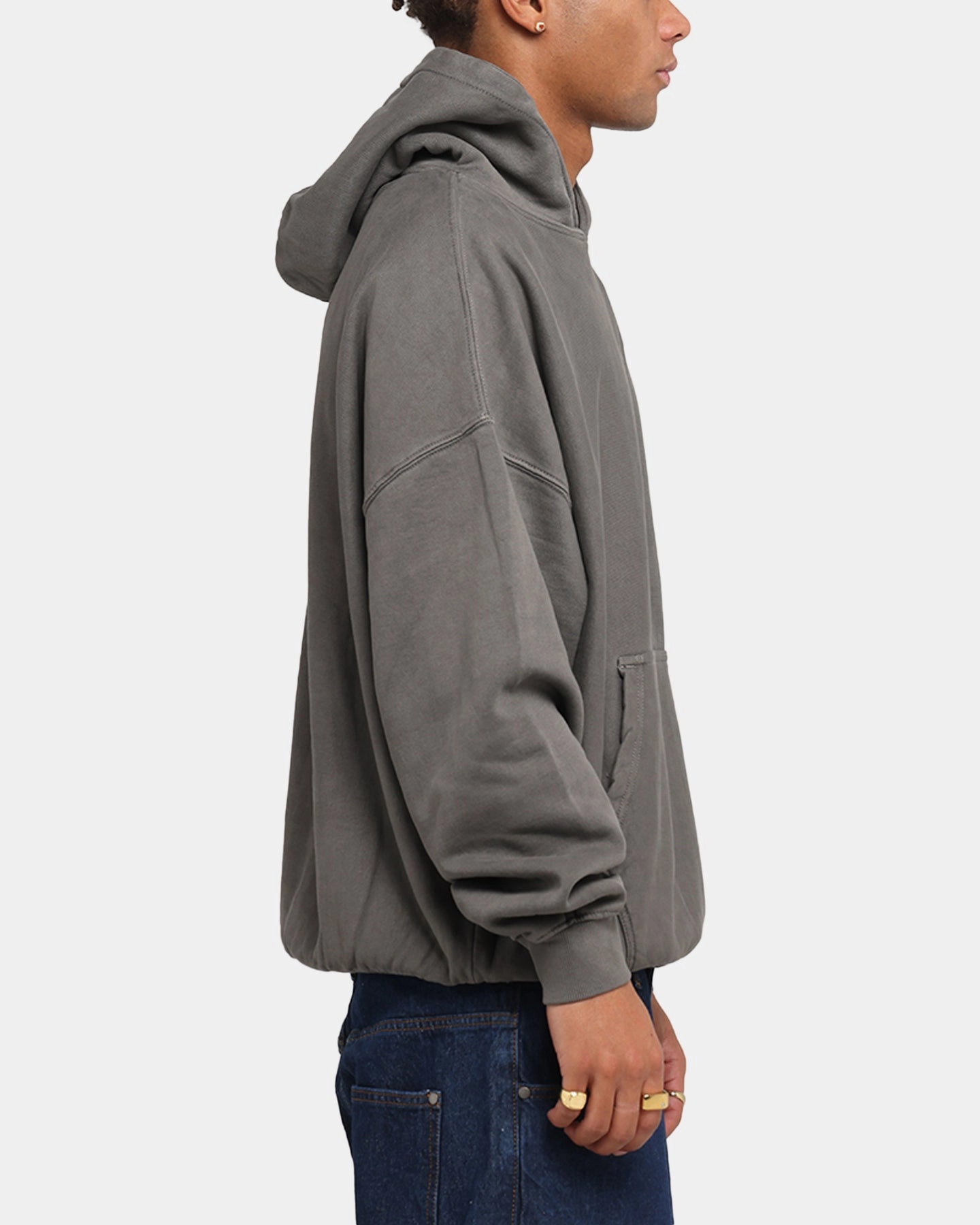 Subtle Branding Carre Sacred Letter Hoodie Washed Charcoal