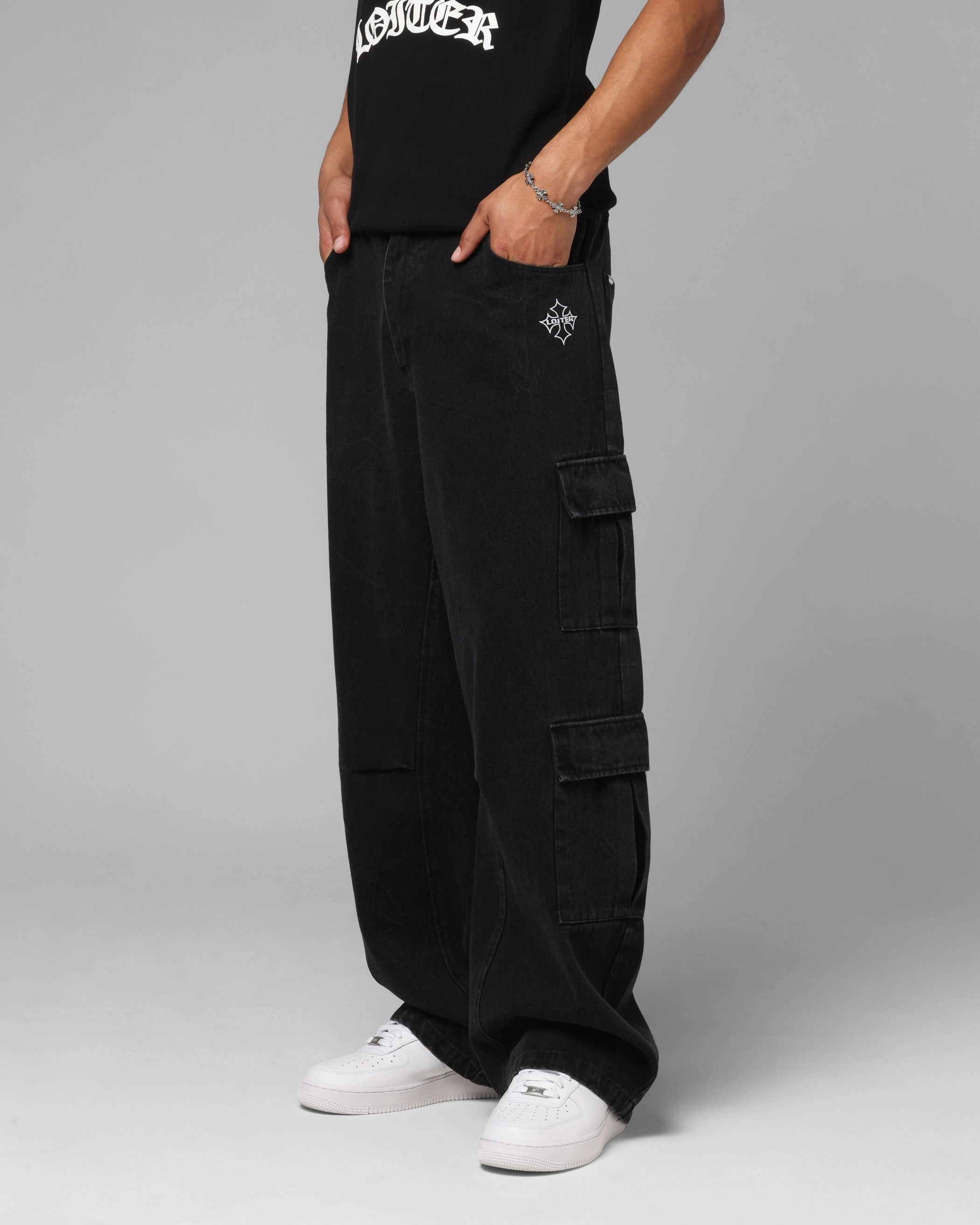 Sustainable Fabric Metallic accents Loiter F-16 Balloon Cargo Pants Black