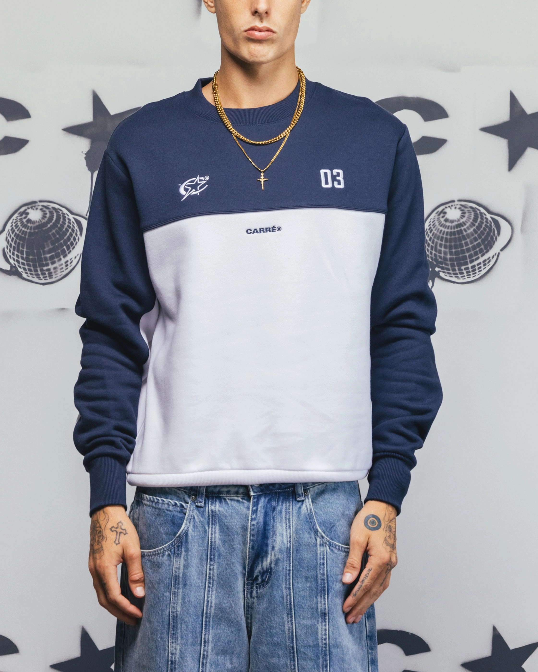 Carre Trainer Oversized Panelled Crewneck Blue/White Winter Styling