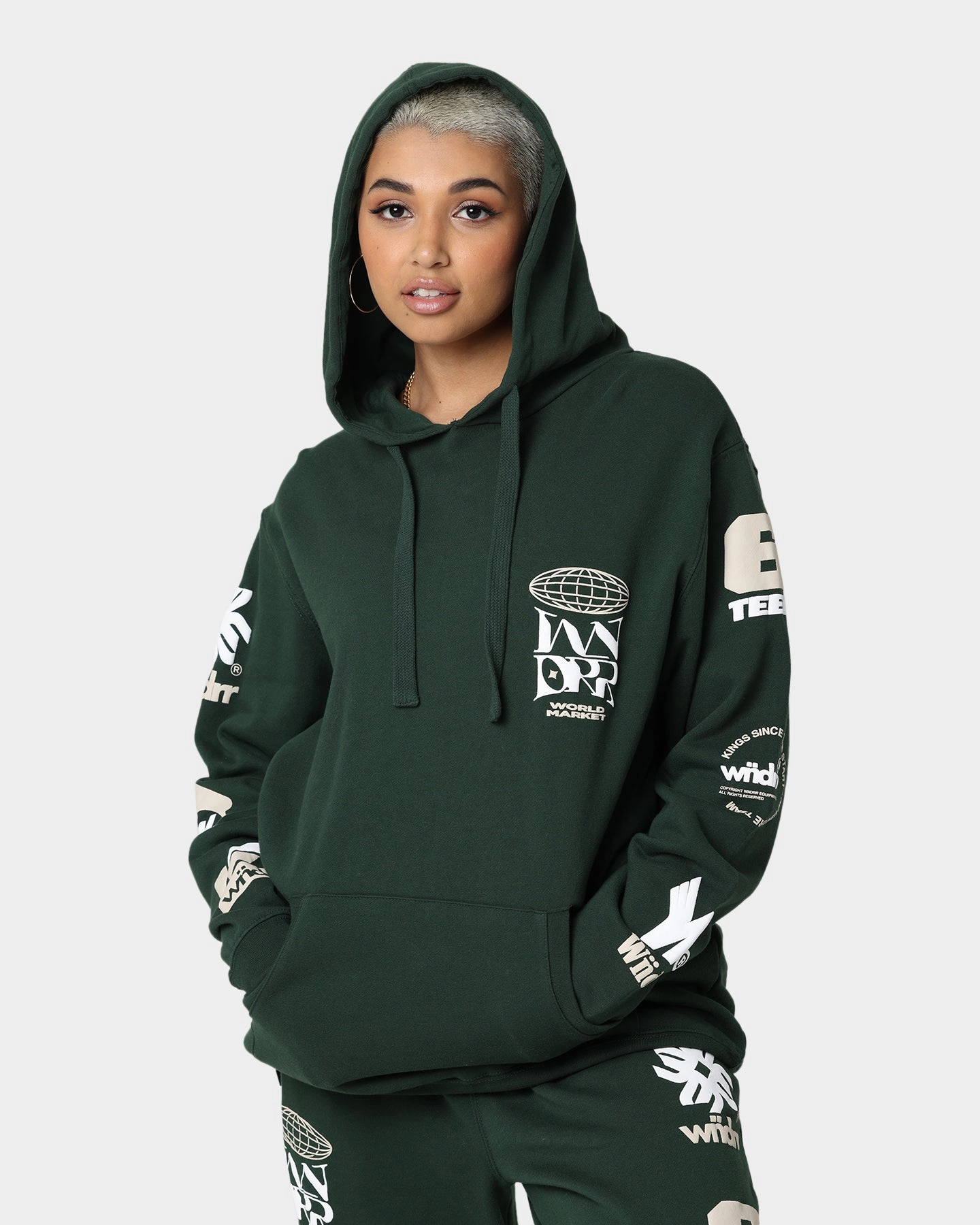 WNDRR Market Hoodie Forest Green High Visibility Elements