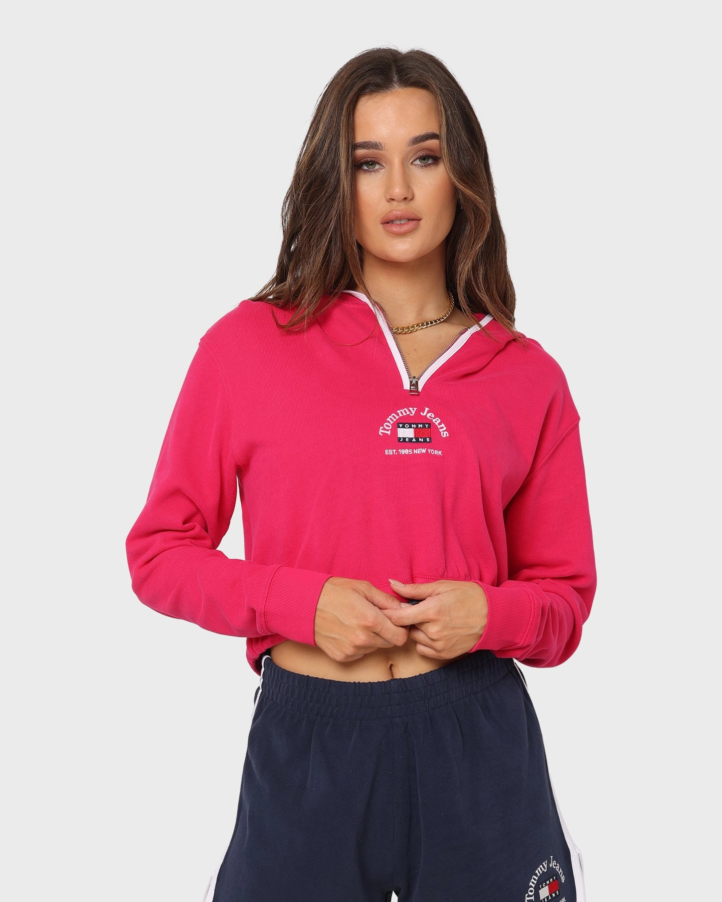 Tommy Jeans Women's Crop Timeless 1 Hoodie Bright Jewel Quick Closure Active Fit