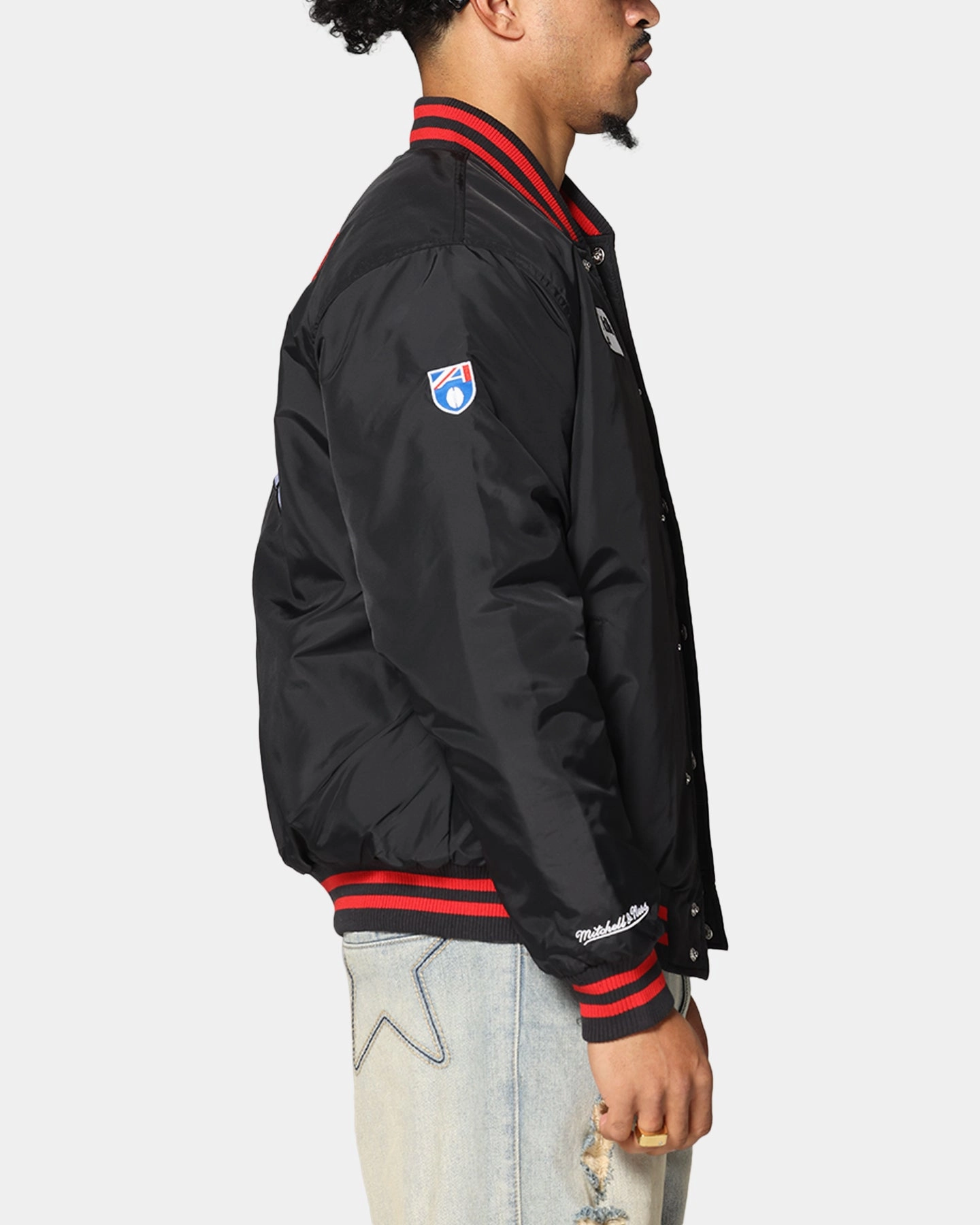 Mitchell & Ness Essendon Bombers Team Bomber Jacket Solid Black Publish