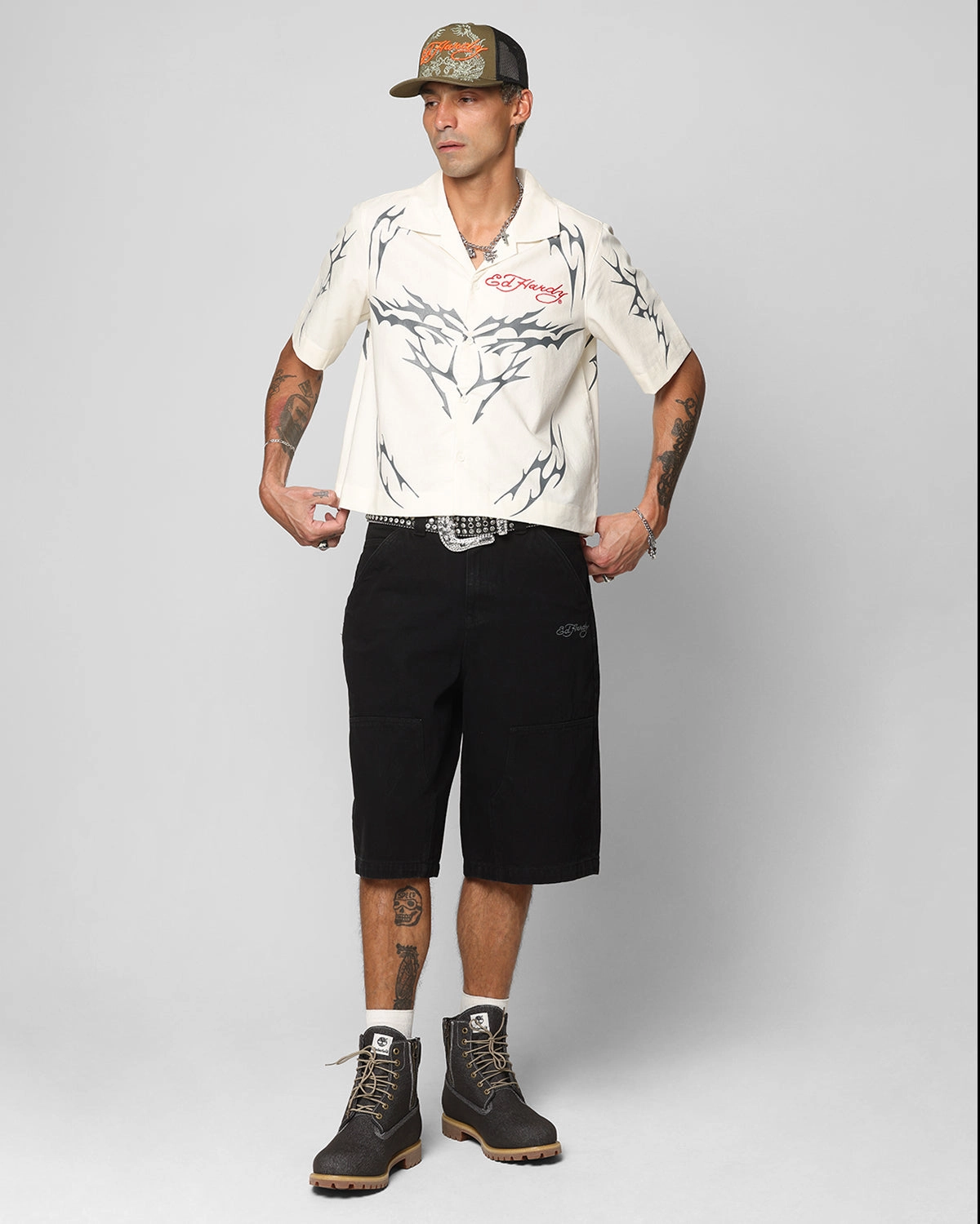 Flattering Design Wear Ed Hardy Dragon Jorts Black