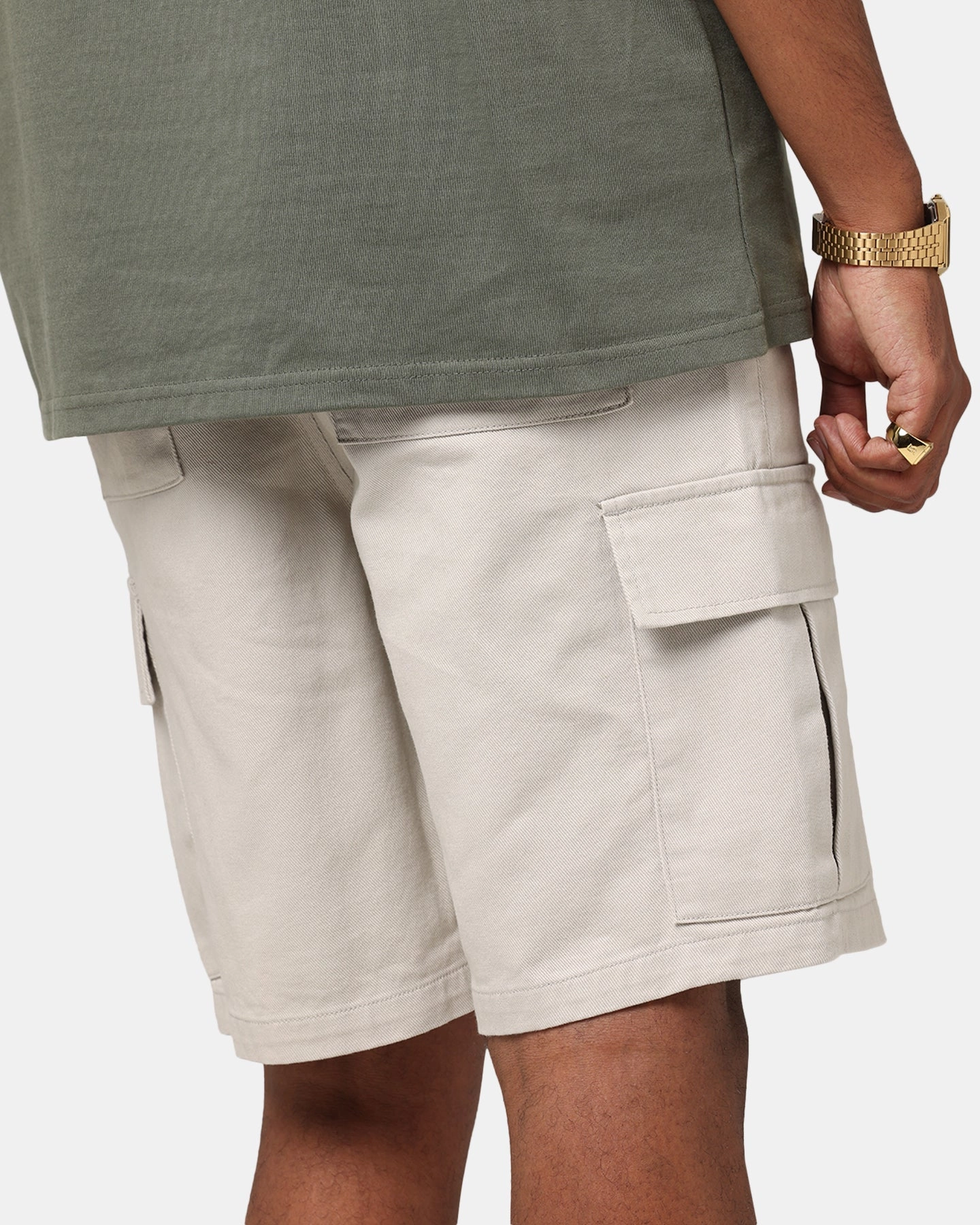 Party outfit ReflectiveAccents XXIII Jordy Cargo Shorts Stone