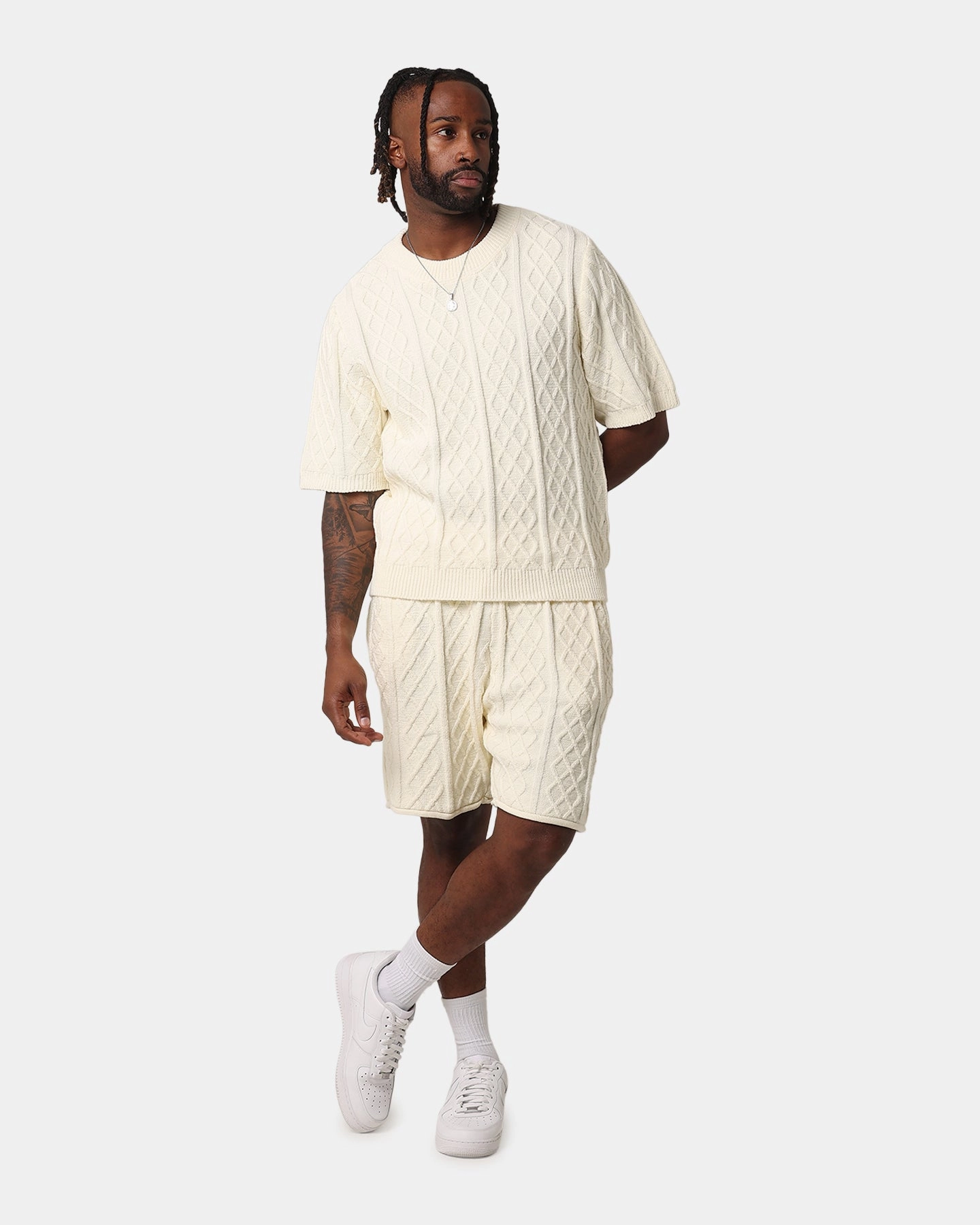 XXIII Lucas Cable Short Cream Preppy Style