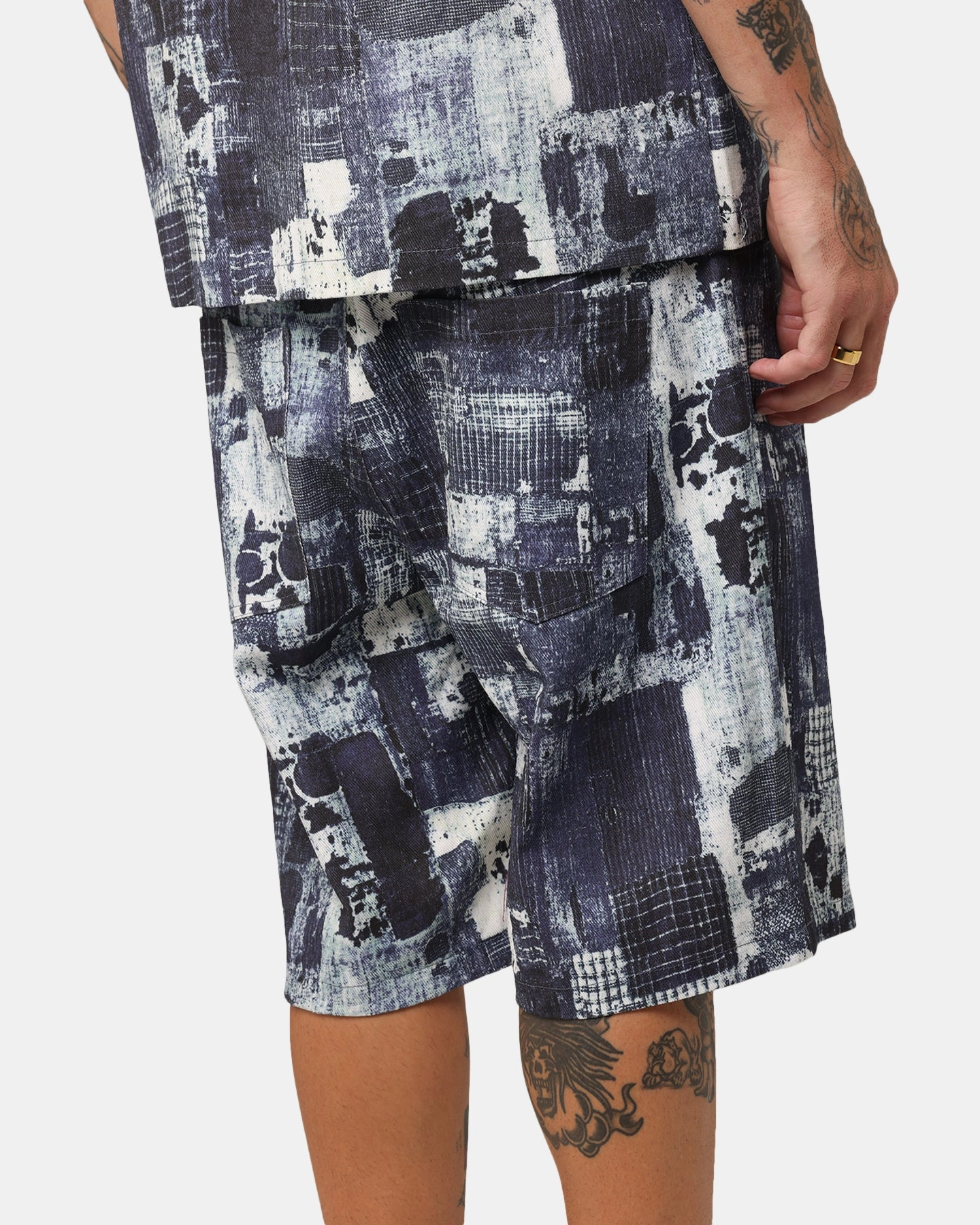 light feel XXIII Printed Denim Patch Jorts Blue