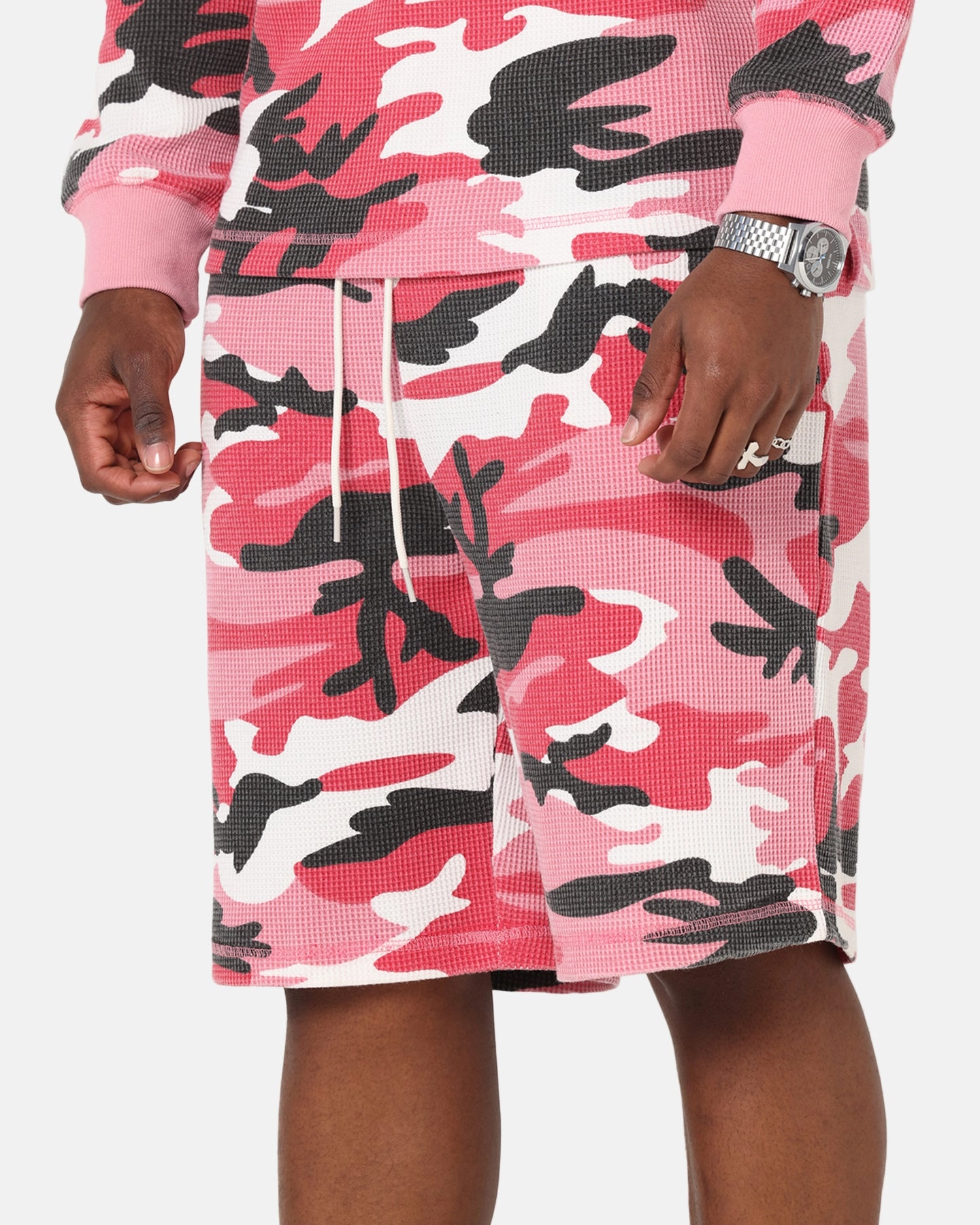 XXIII Printed Thermal Shorts Pink Camo Light Reflective Trim