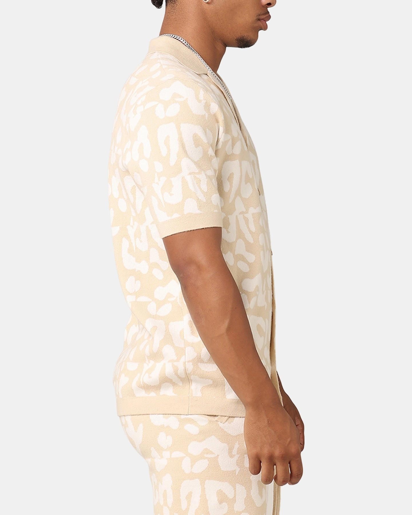 Holiday Gift XXIII Puzzle Knit Button Up Shirt Beige/Off White