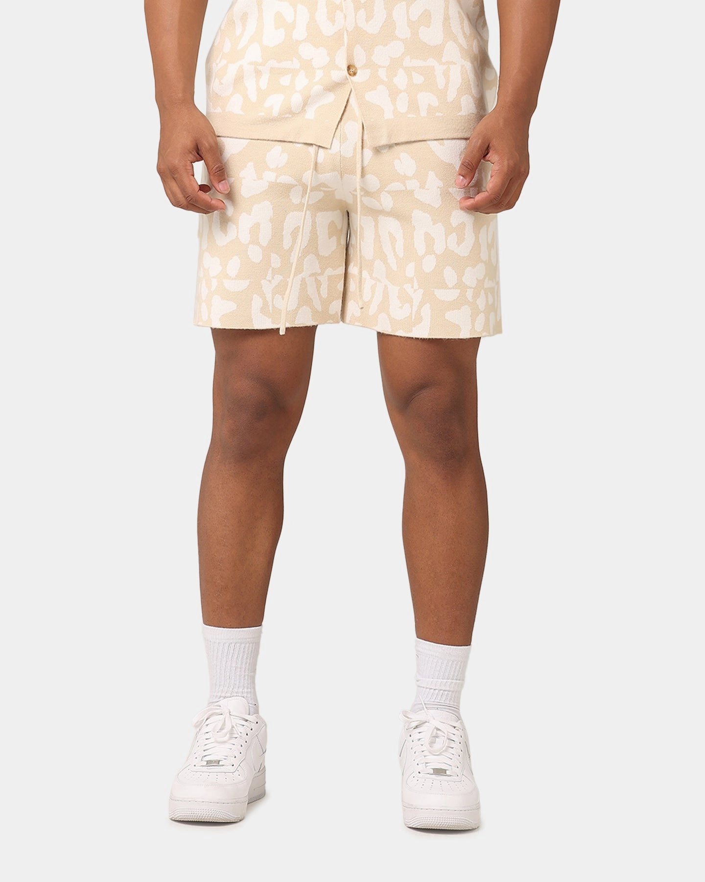 High Durability Weave Mid - rise XXIII Puzzle Knit Shorts Beige/Off White