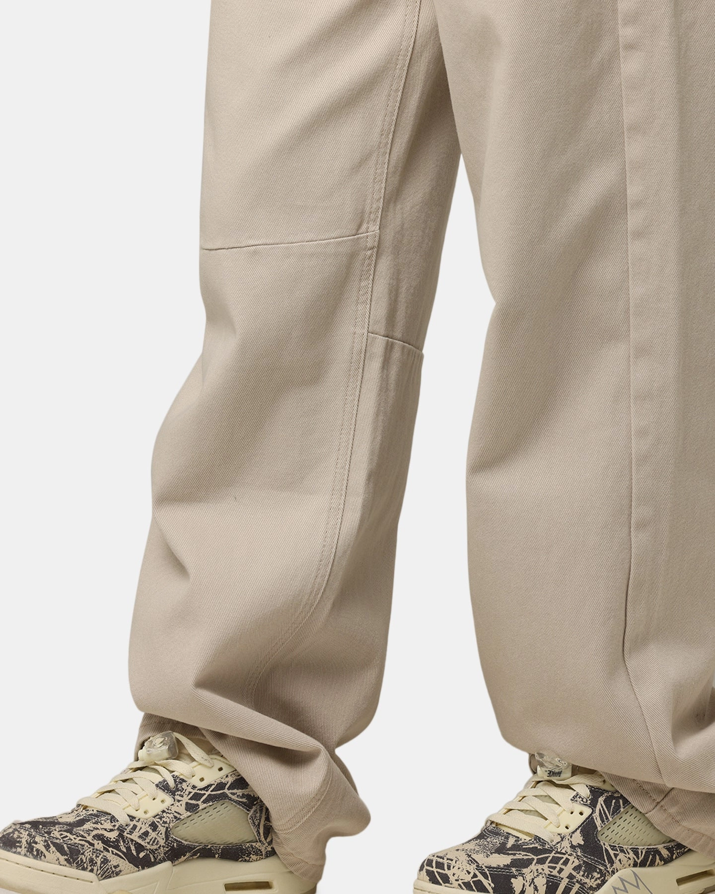 Youth Style Weekend Style Rainy Day Traveler Gear Earthy XXIII Women's Buckle Baggy Jeans Sand