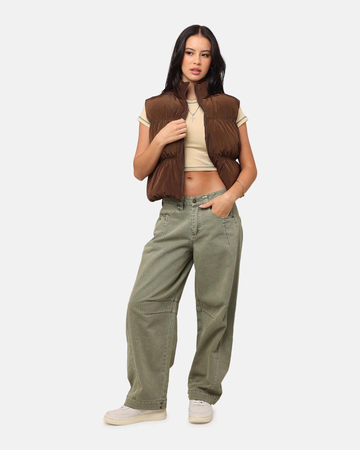 Sporty Design Exhibit XXIII Women's Primal Oversized Puffer Vest Chocolate